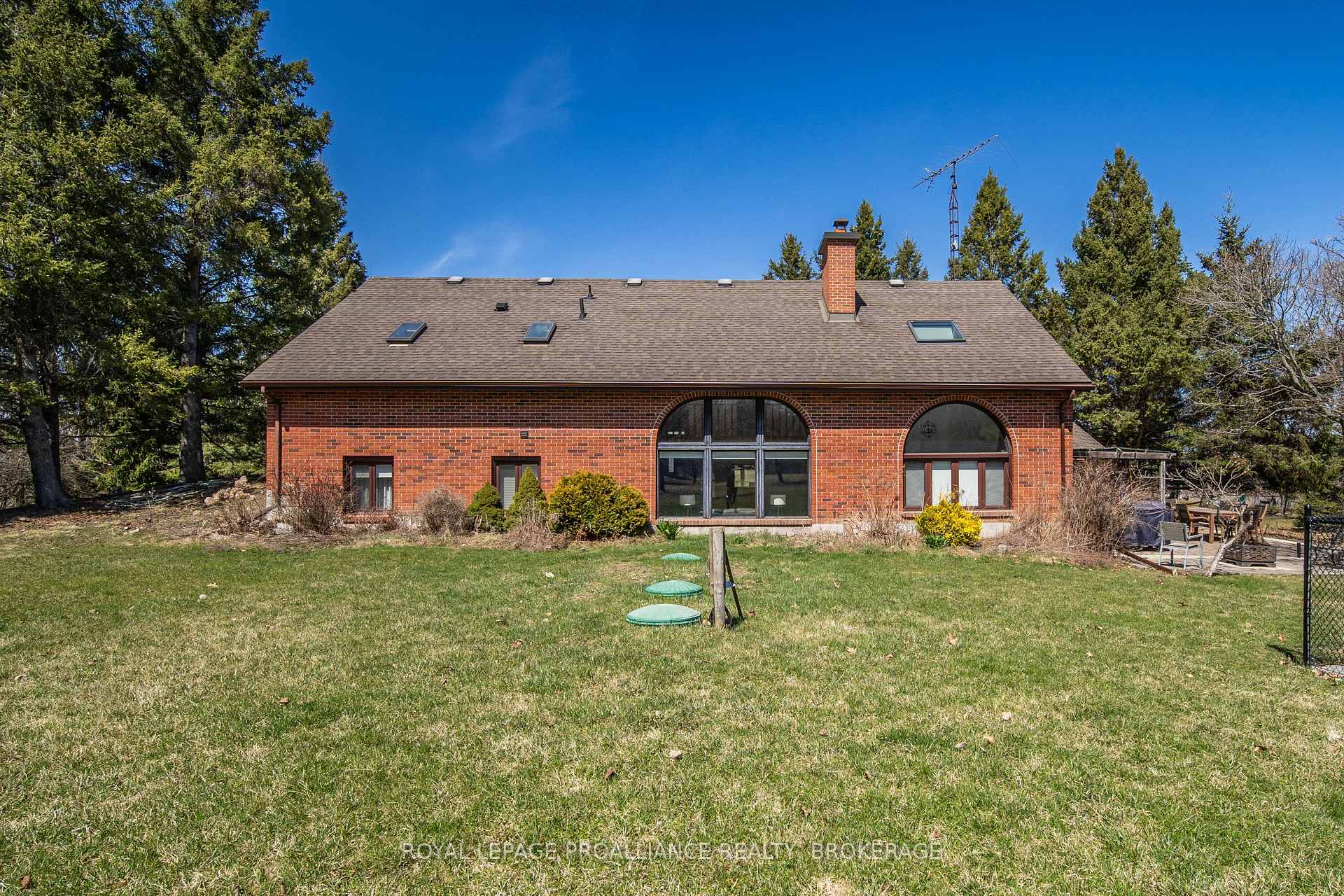 Photo 35 of 491 Maple Lawn Drive, Kingston, City North of 401 — HOMEH