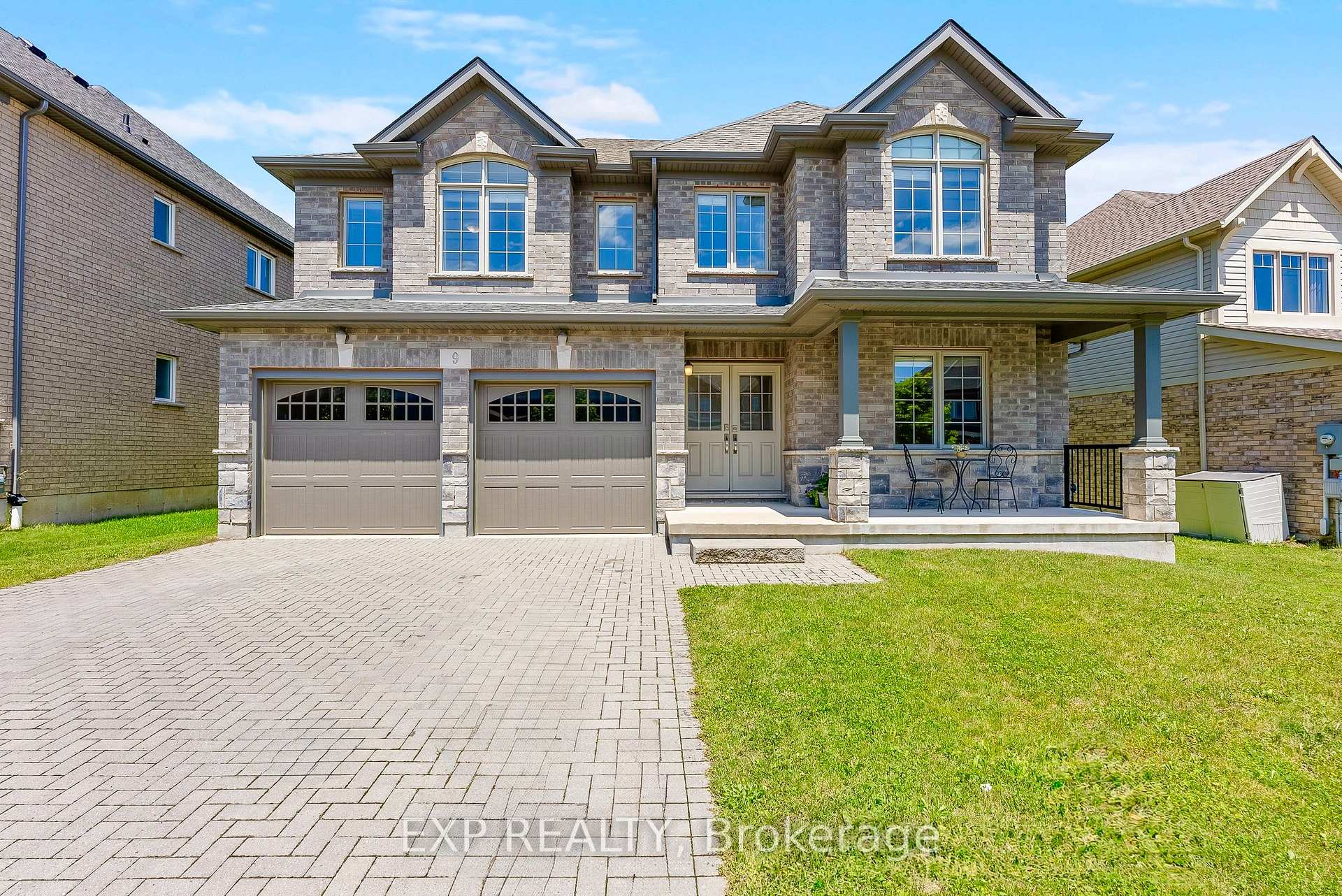 Photo 1 of 9 Philmori Boulevard, Pelham, Fonthill — HOMEH
