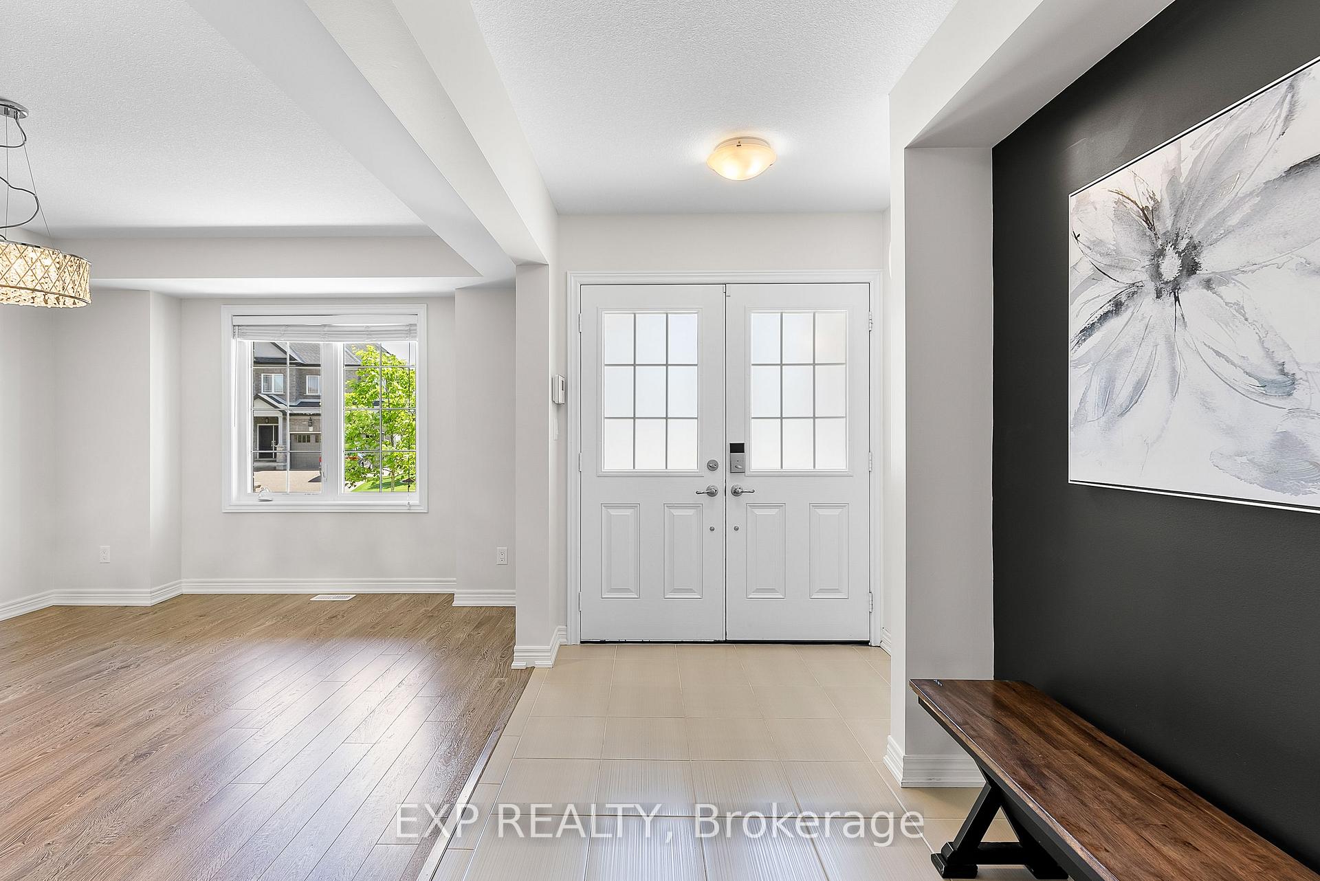 Photo 5 of 9 Philmori Boulevard, Pelham, Fonthill — HOMEH