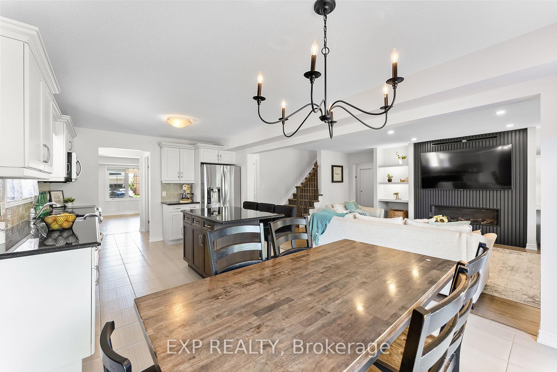 Photo 15 of 9 Philmori Boulevard, Pelham, Fonthill — HOMEH