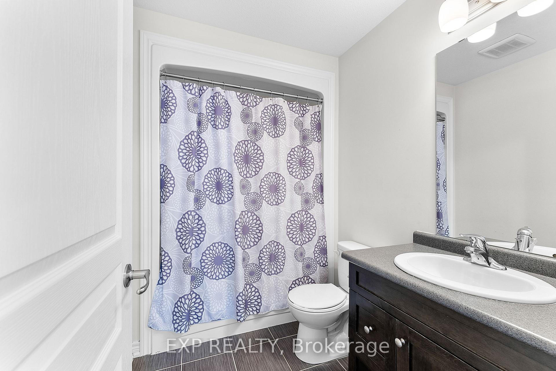 Photo 33 of 9 Philmori Boulevard, Pelham, Fonthill — HOMEH
