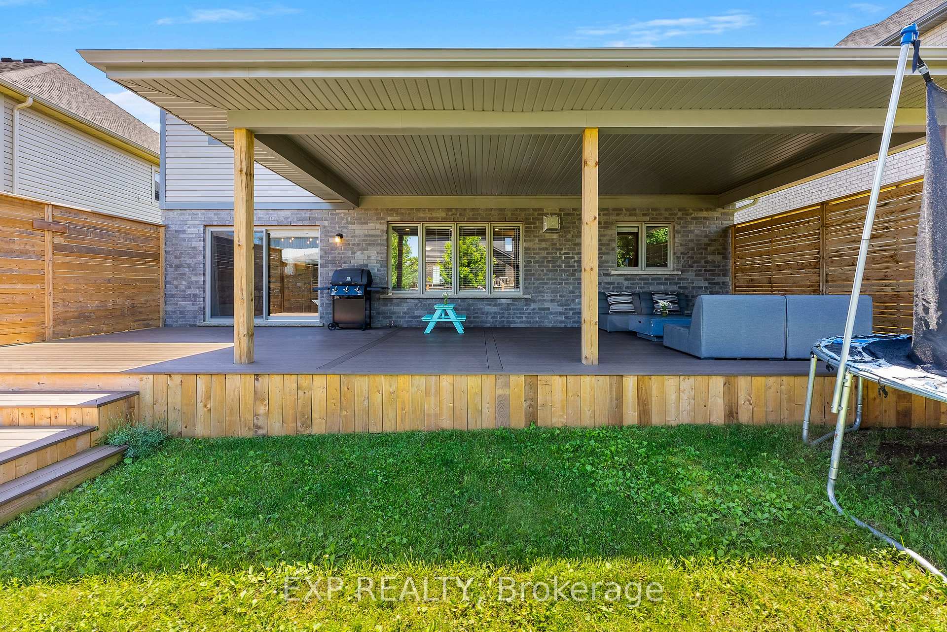 Photo 43 of 9 Philmori Boulevard, Pelham, Fonthill — HOMEH