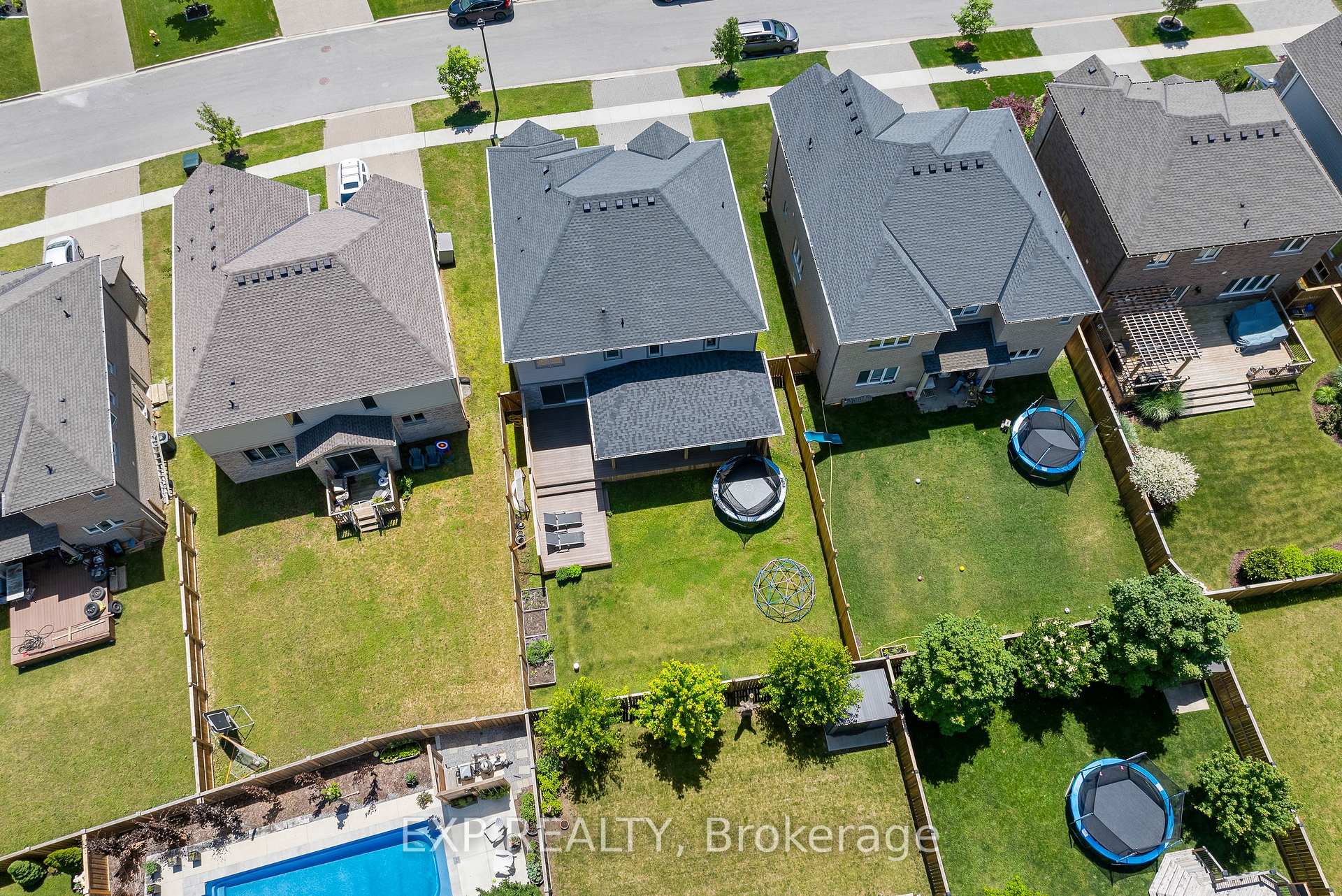 Photo 46 of 9 Philmori Boulevard, Pelham, Fonthill — HOMEH