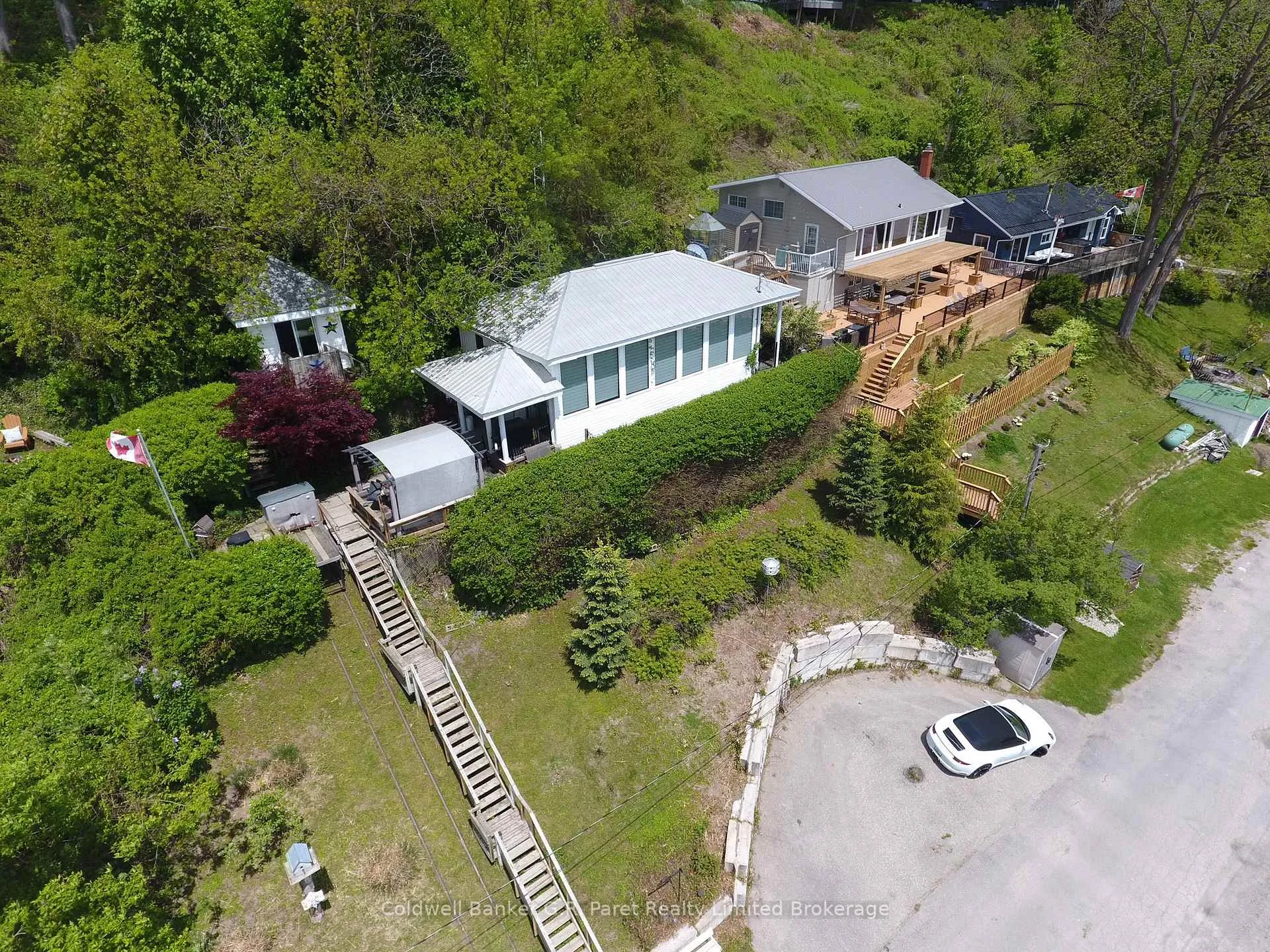 Photo of 61 Bluewater Avenue