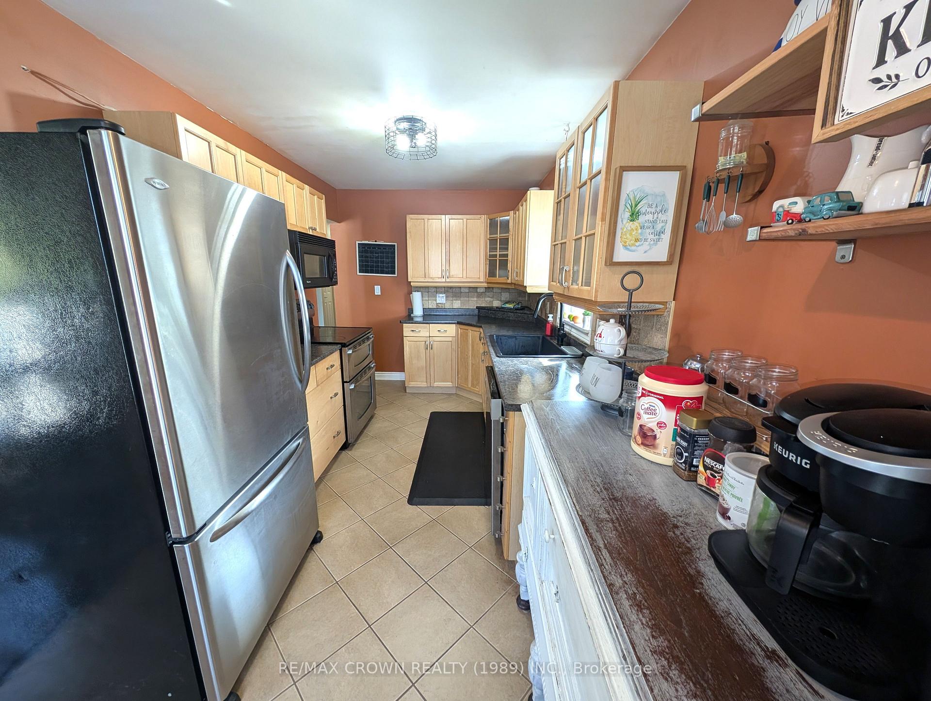 Photo 8 of 526 Wallace Road, North Bay, Birchaven — HOMEH