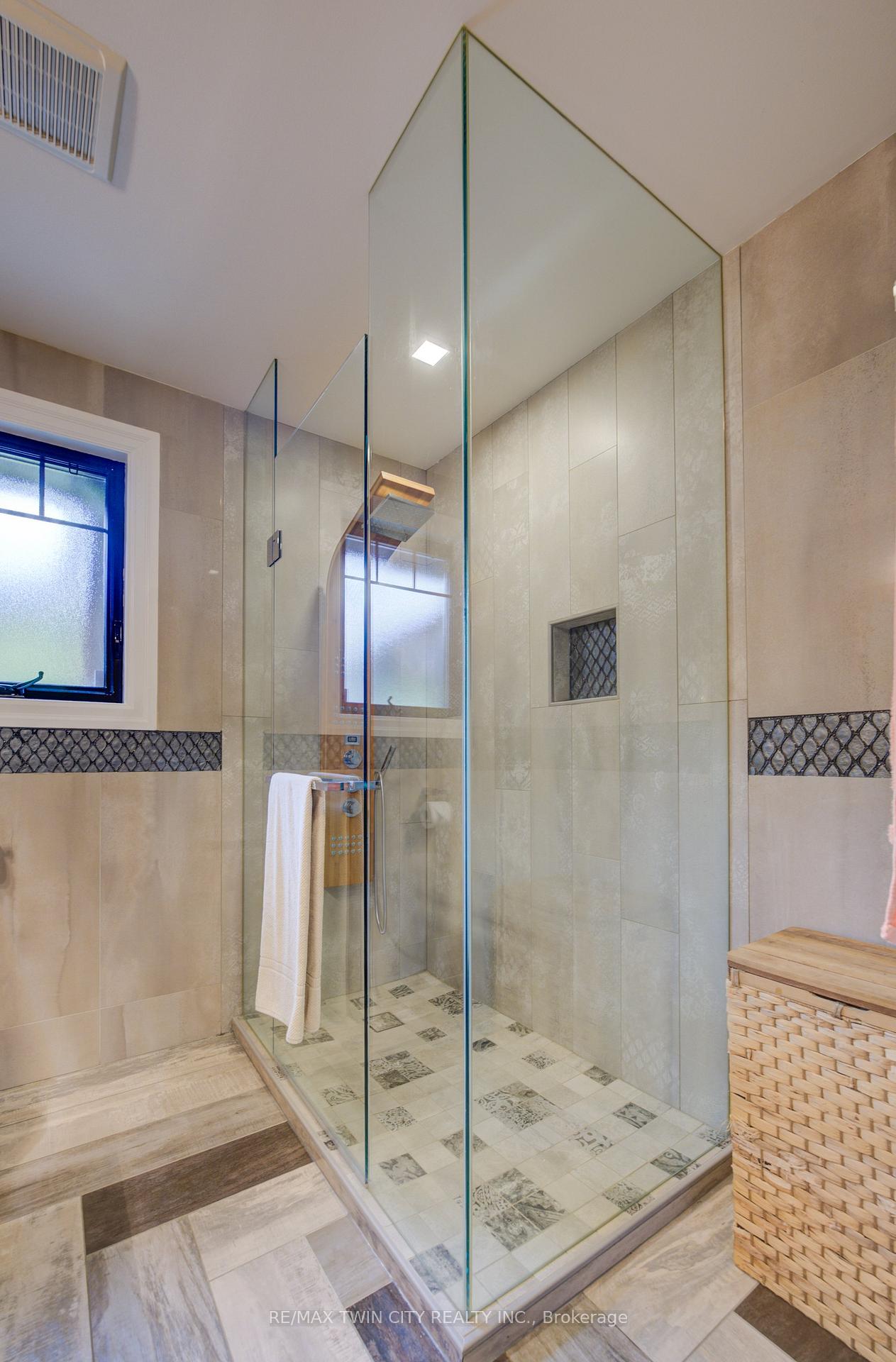 Photo 16 of 118 Patrick Street, North Perth, Elma — HOMEH