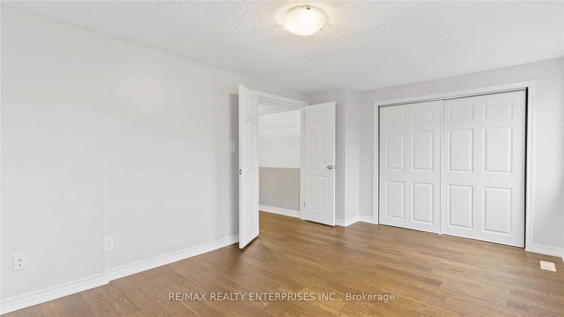 Photo 8 of 1117 Venus Crescent, Oshawa, Lakeview — HOMEH