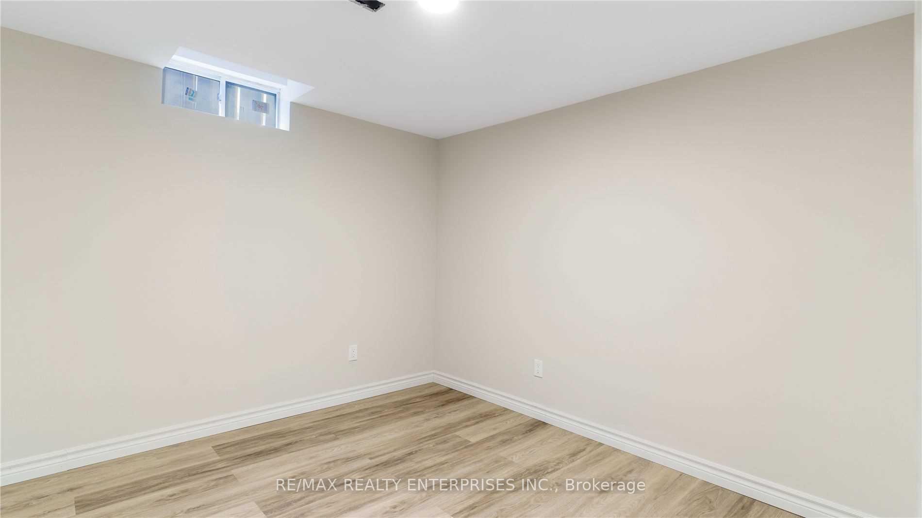 Photo 14 of 1117 Venus Crescent, Oshawa, Lakeview — HOMEH