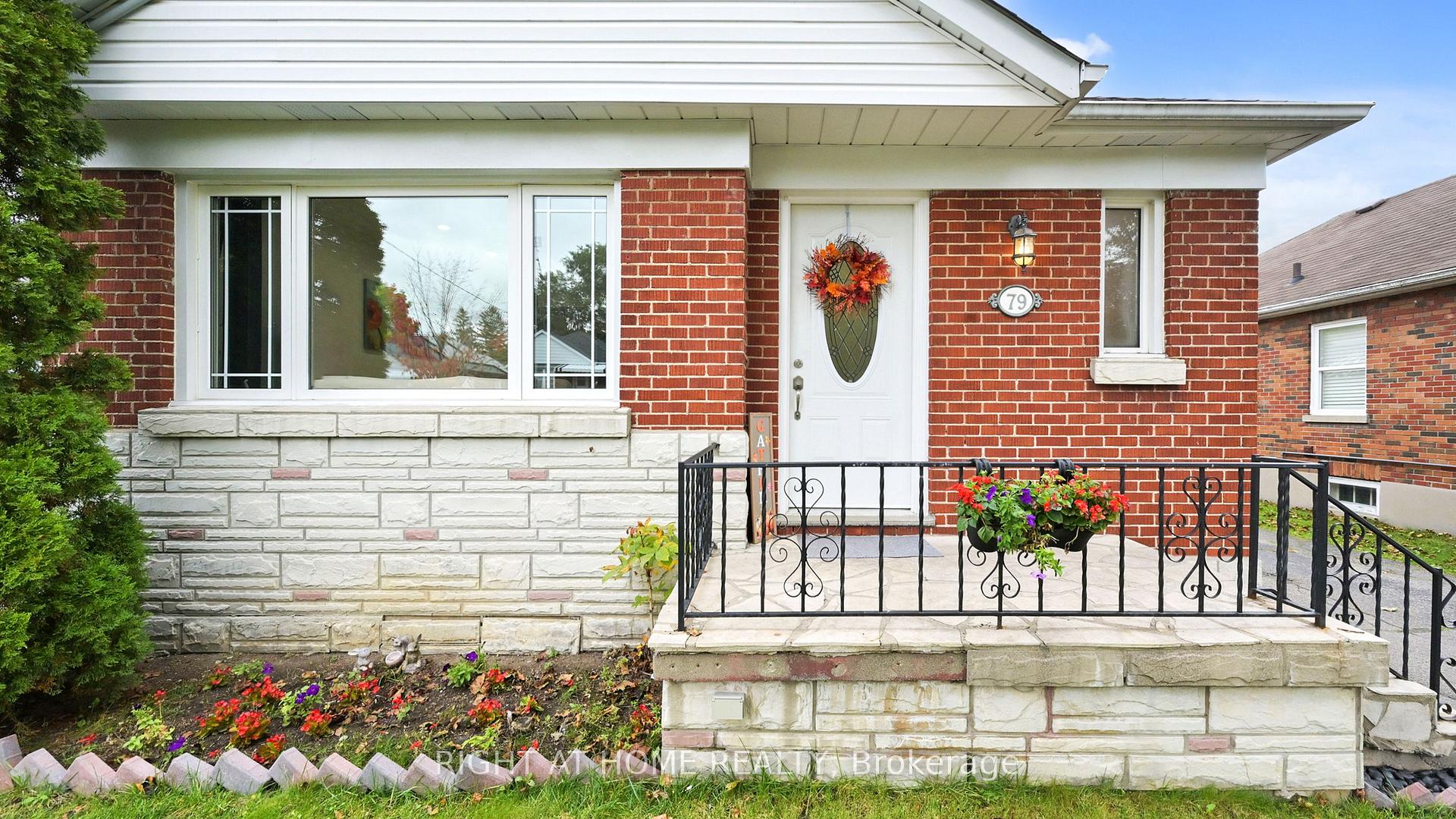Photo 5 of 79 Oakes Avenue, Oshawa, O'Neill — HOMEH
