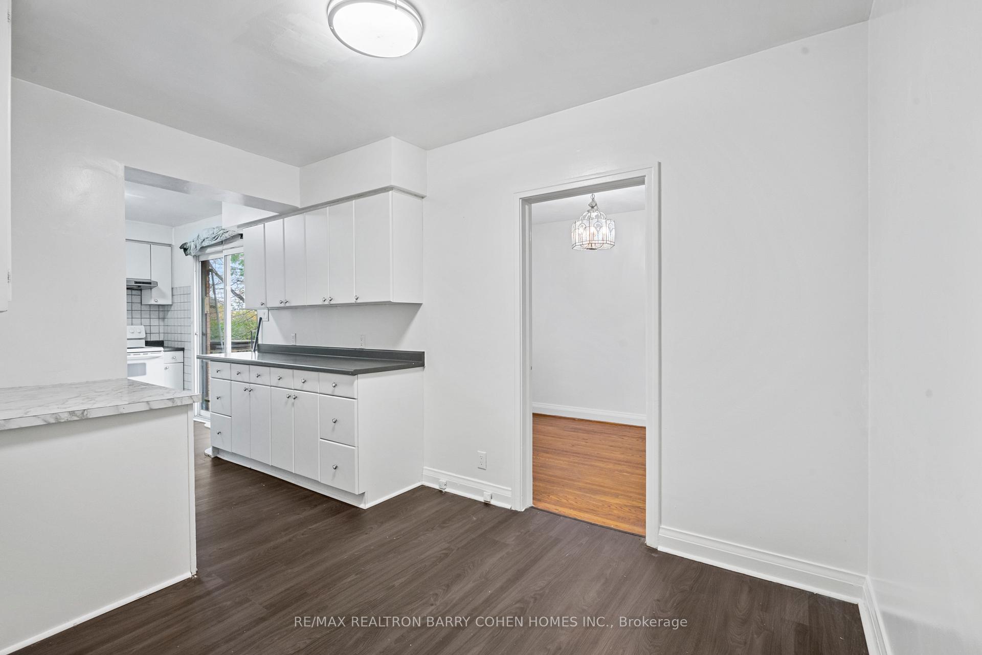 Photo 6 of 86 Steeles Avenue E, Markham, Grandview — HOMEH