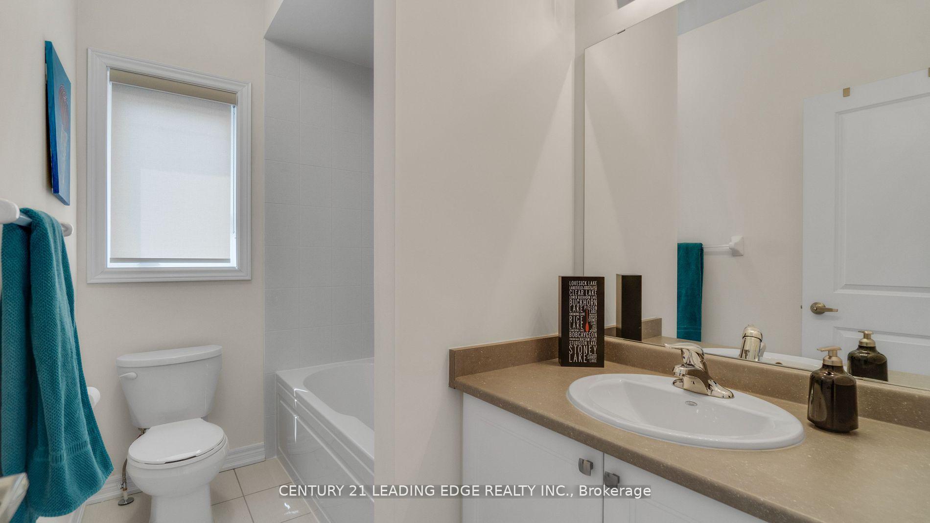 Photo 5 of 1300 Klondike Drive, Oshawa, Kedron — HOMEH