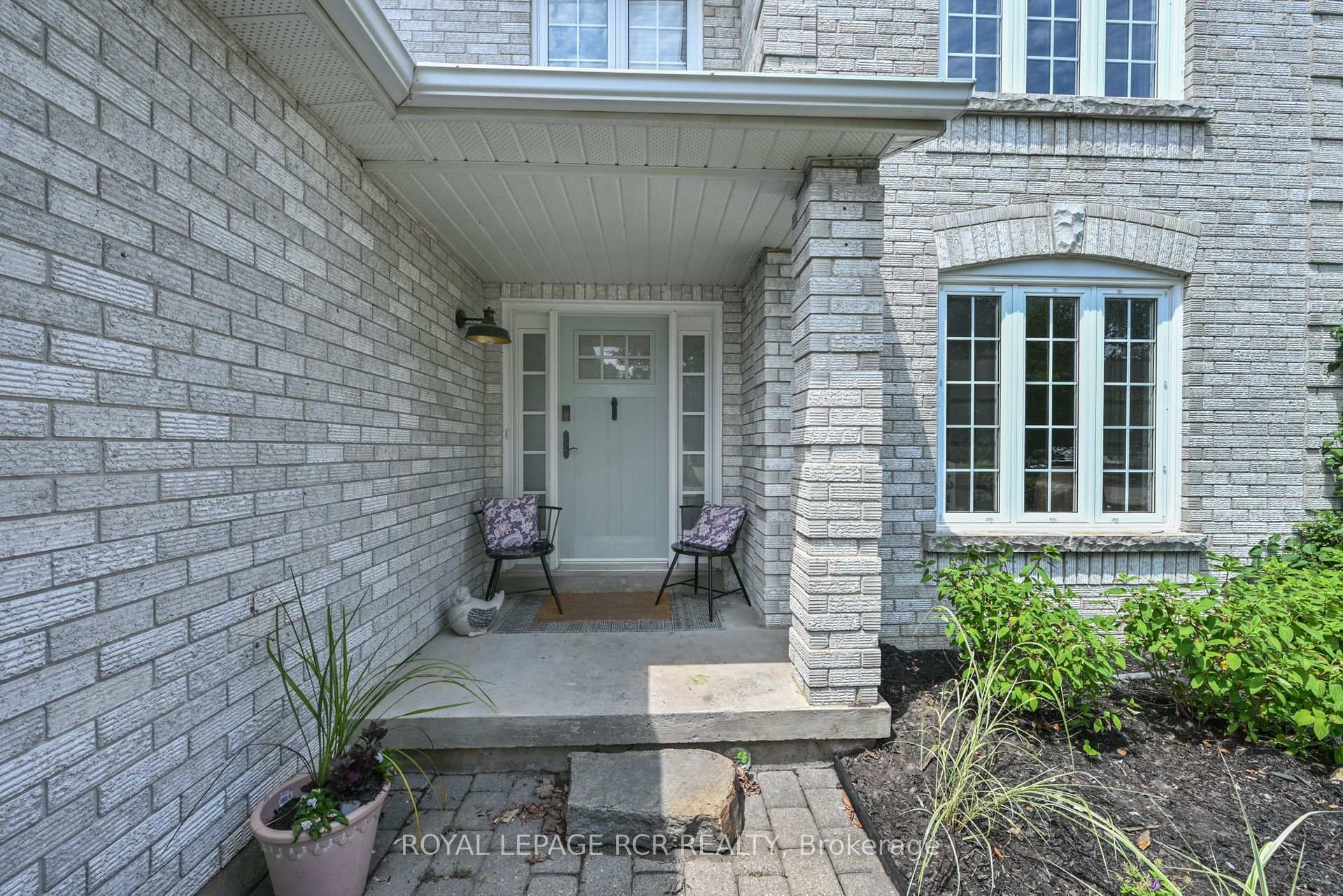 Photo 3 of 46 Oak Street, New Tecumseth, Alliston — HOMEH