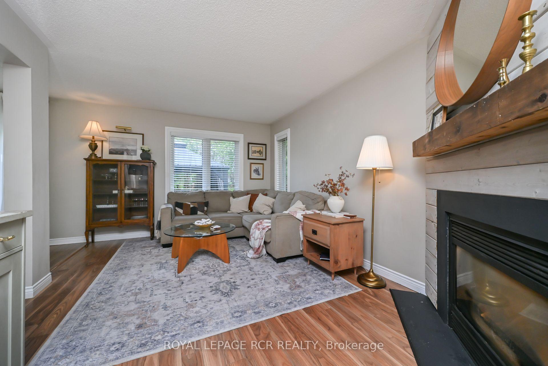 Photo 10 of 46 Oak Street, New Tecumseth, Alliston — HOMEH