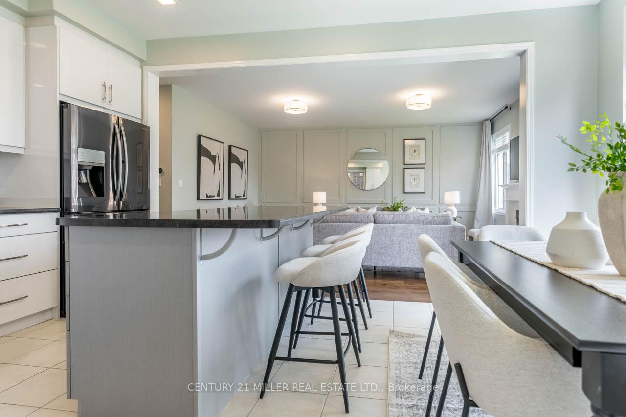 Photo 9 of 1249 Duignan Crescent, Milton, Ford — HOMEH