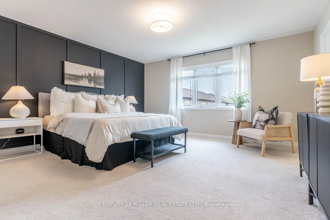 Photo 16 of 1249 Duignan Crescent, Milton, Ford — HOMEH