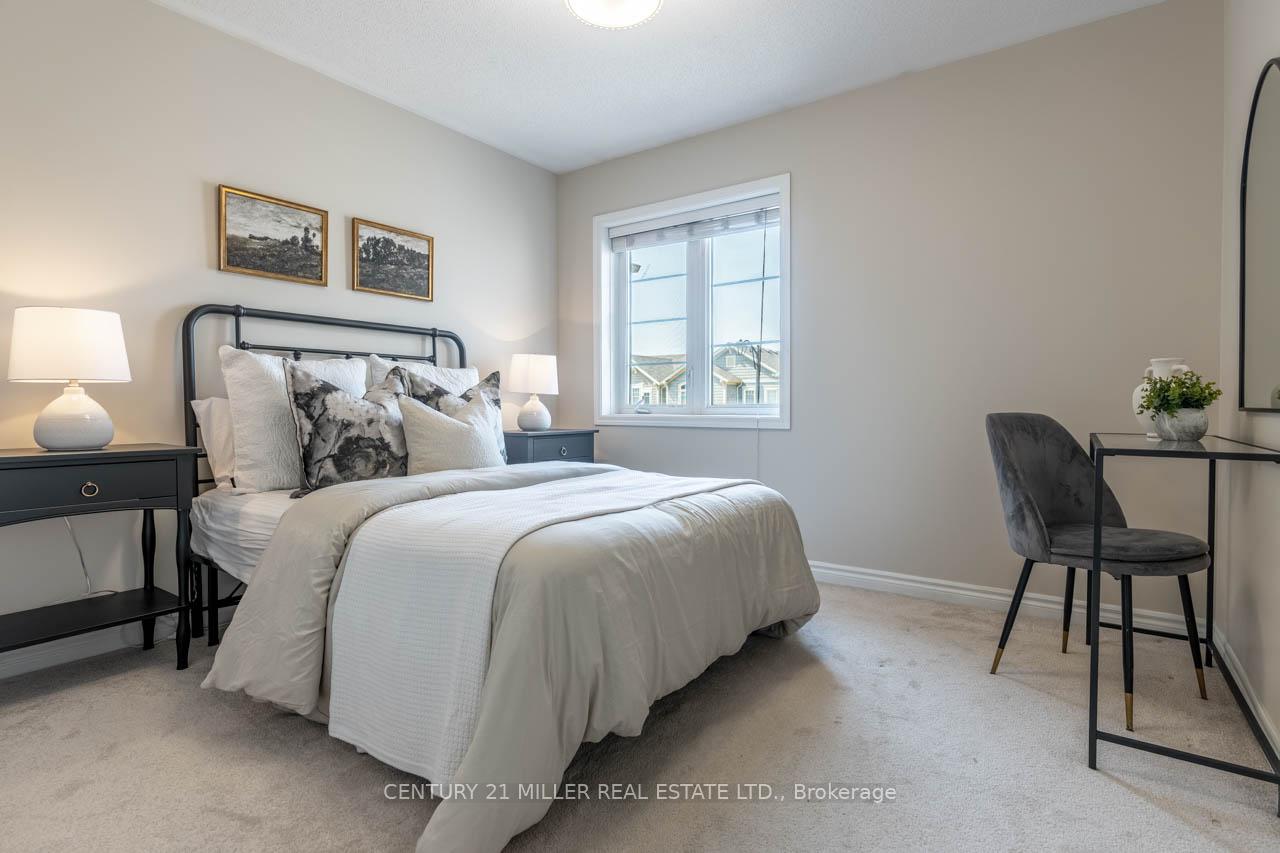 Photo 21 of 1249 Duignan Crescent, Milton, Ford — HOMEH