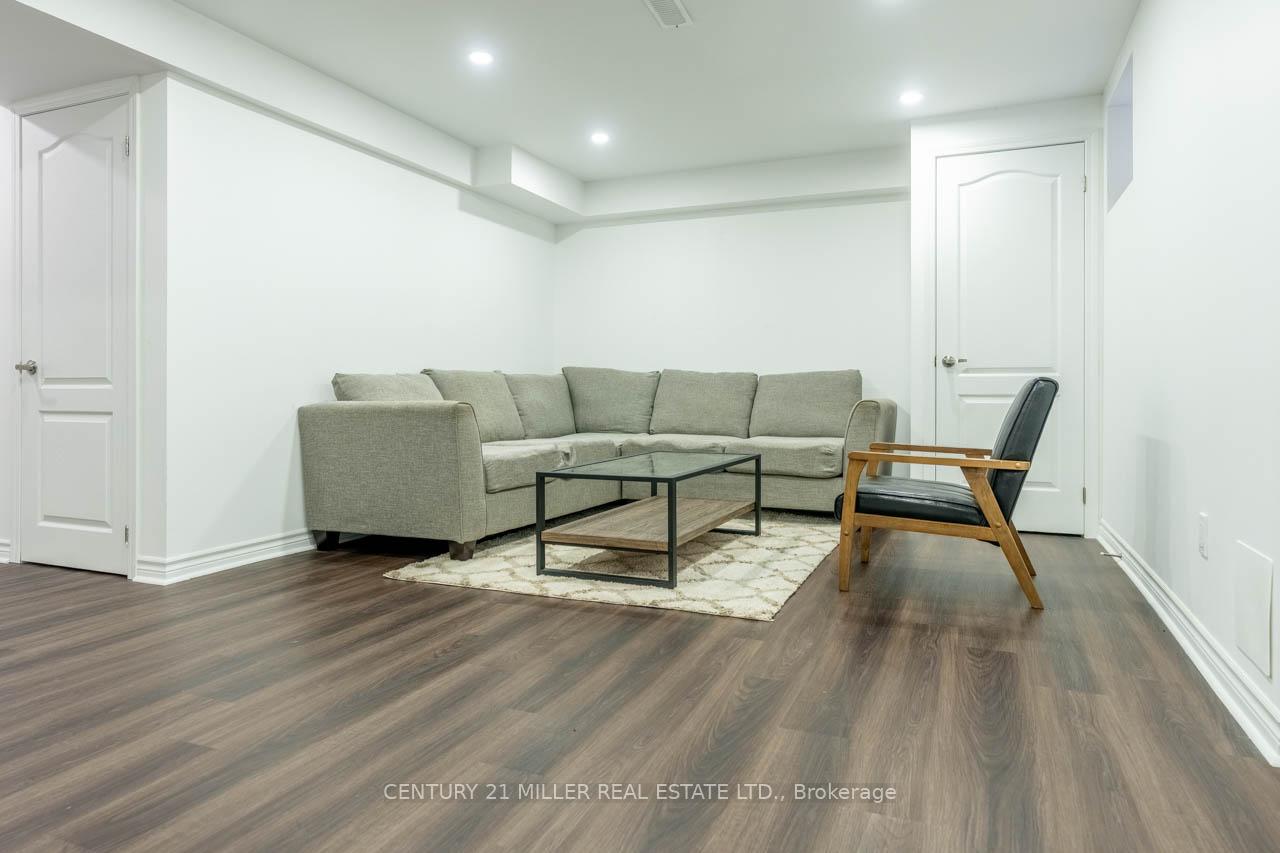 Photo 23 of 1249 Duignan Crescent, Milton, Ford — HOMEH