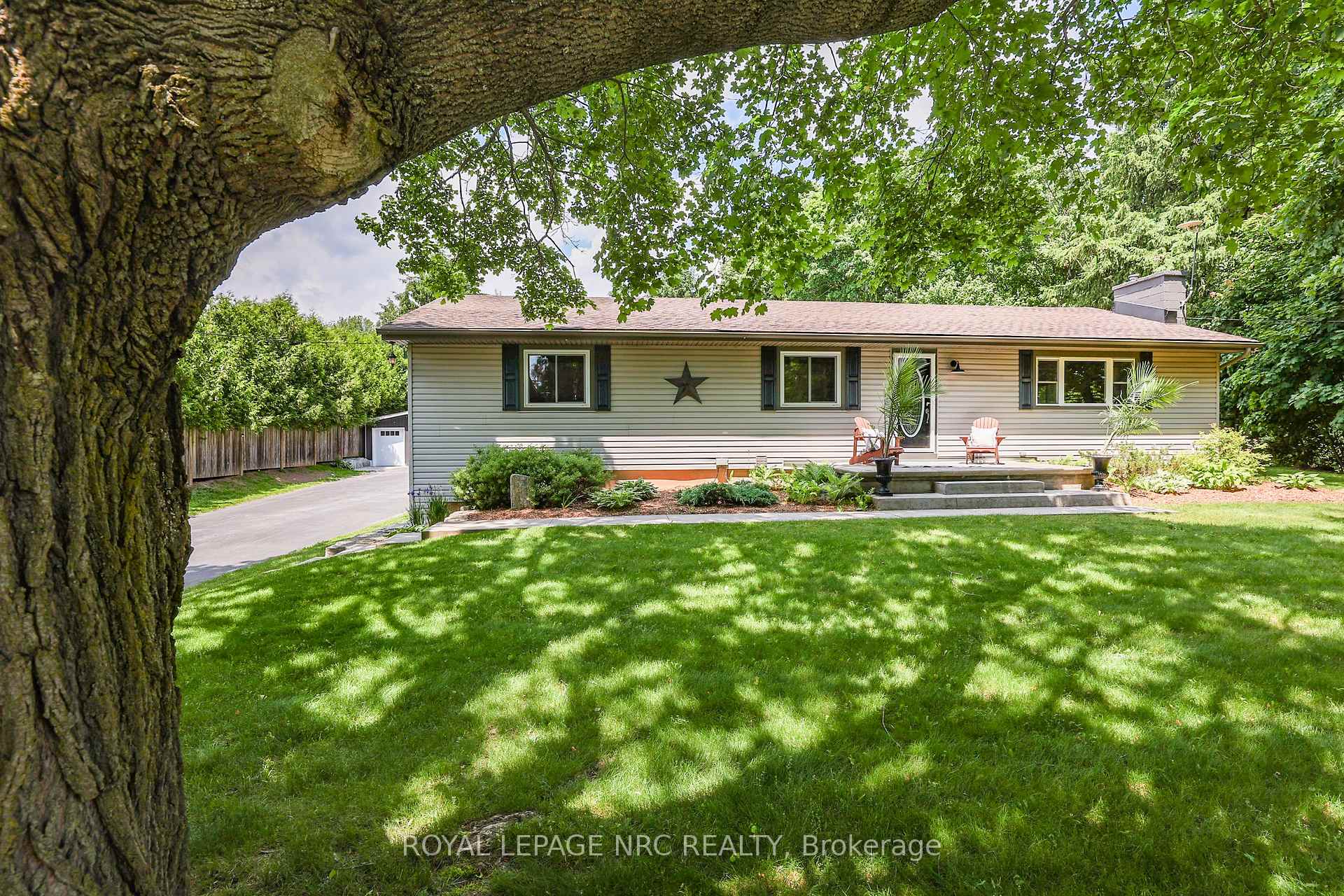 Photo 2 of 577 Canboro Road, Pelham, Fenwick — HOMEH
