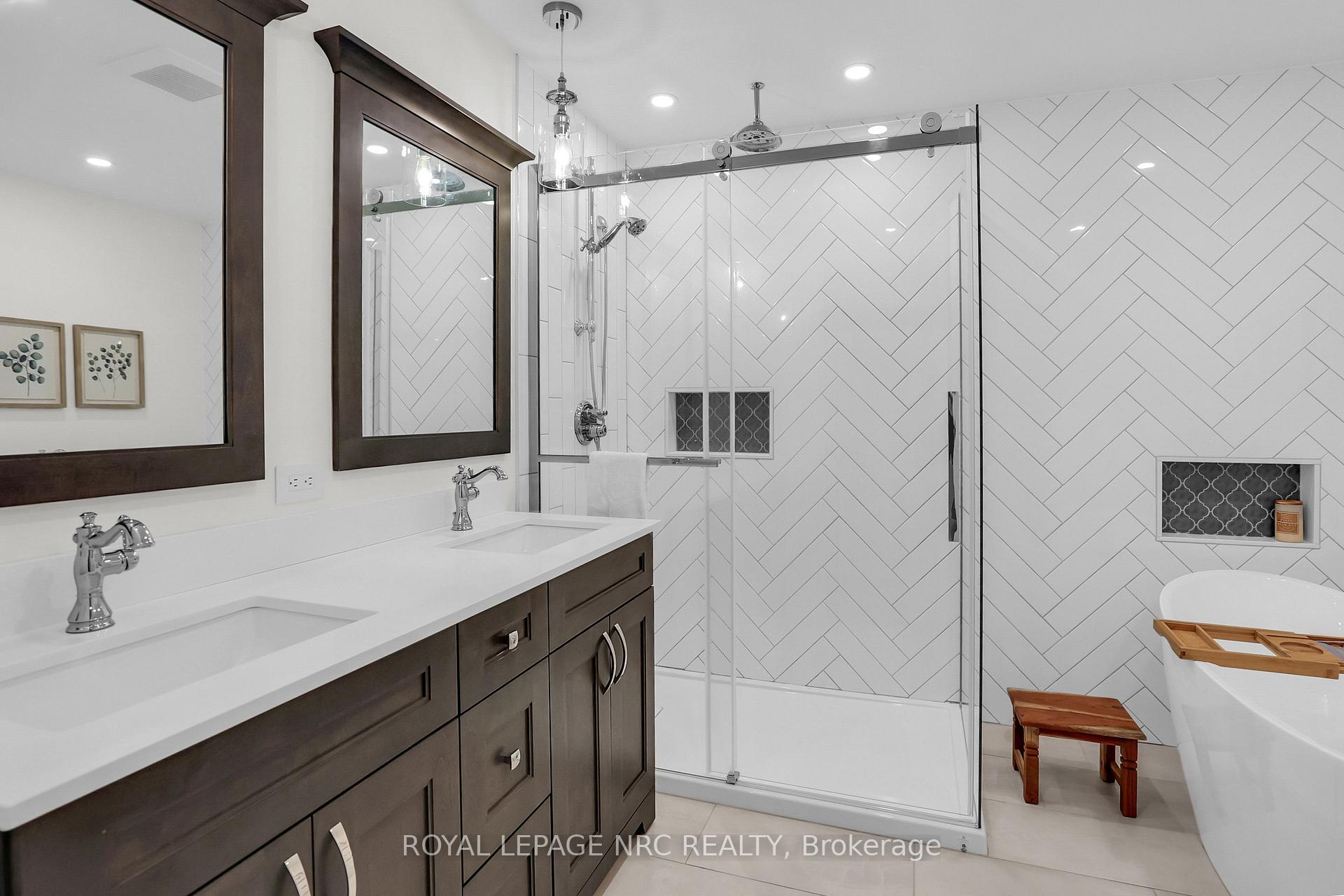 Photo 13 of 577 Canboro Road, Pelham, Fenwick — HOMEH