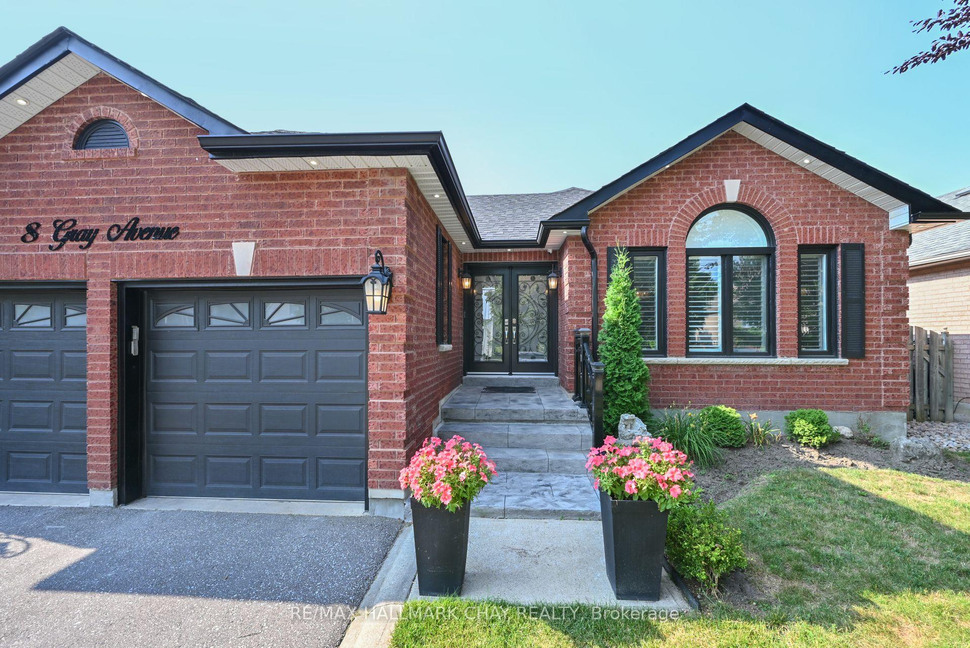 Photo 3 of 8 Gray Avenue, New Tecumseth, Alliston — HOMEH