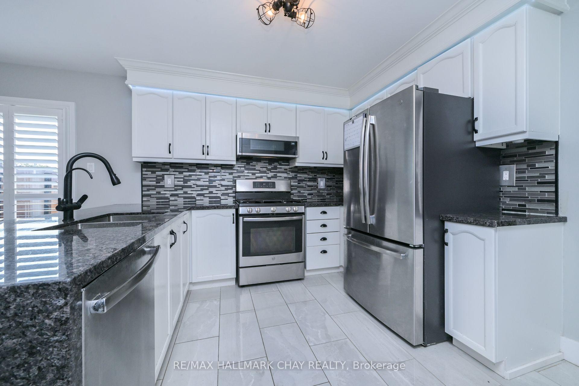 Photo 6 of 8 Gray Avenue, New Tecumseth, Alliston — HOMEH