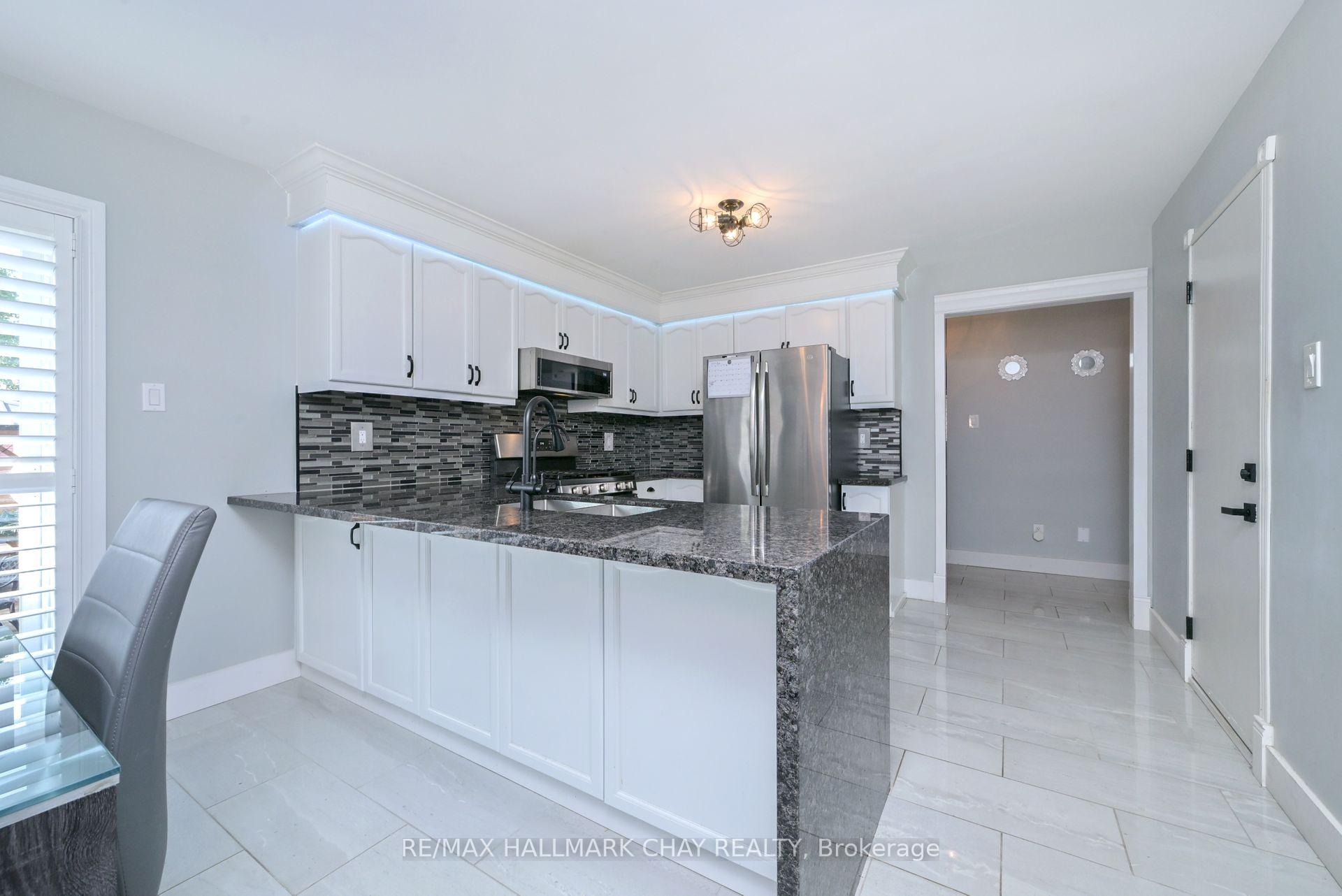 Photo 7 of 8 Gray Avenue, New Tecumseth, Alliston — HOMEH