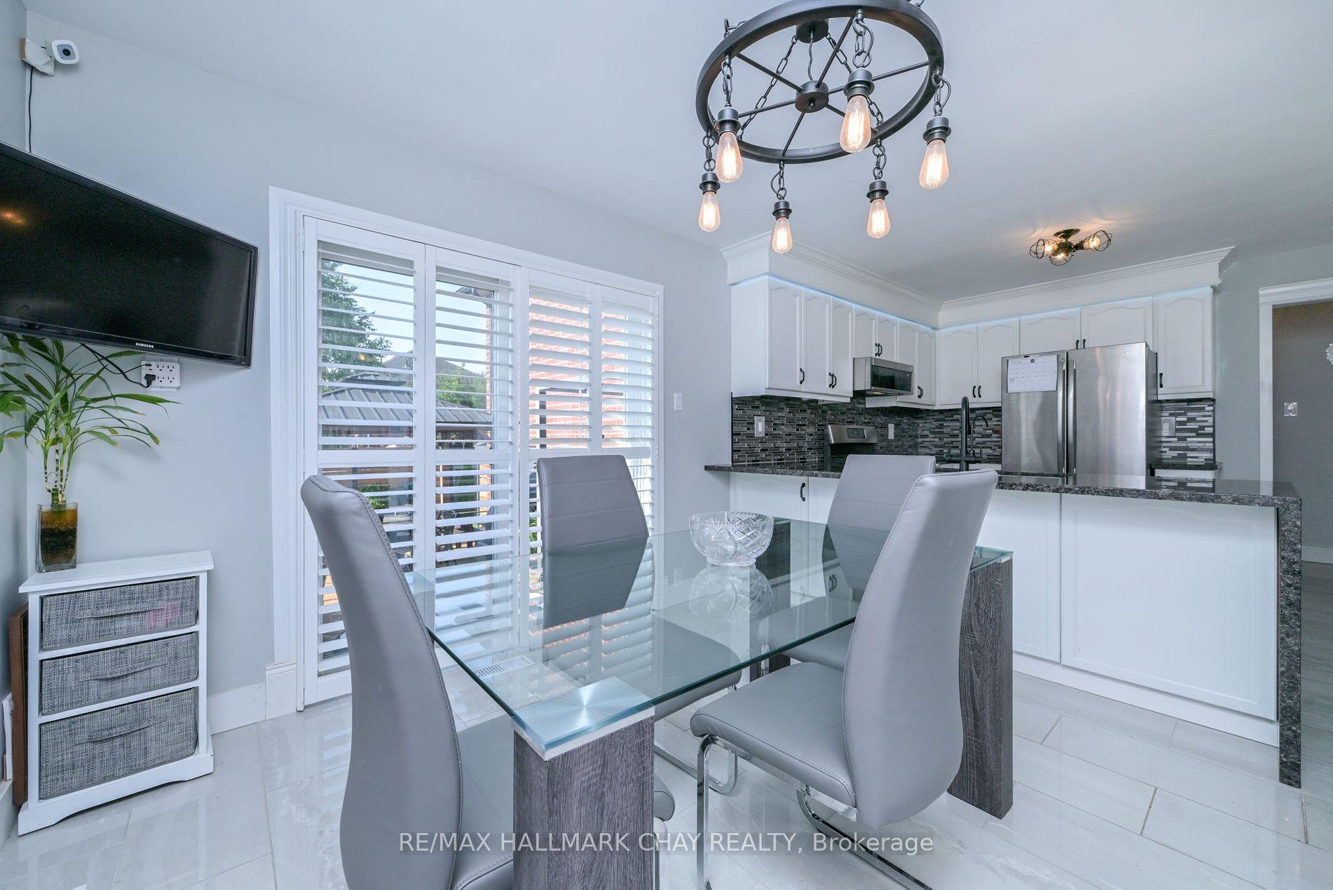 Photo 9 of 8 Gray Avenue, New Tecumseth, Alliston — HOMEH