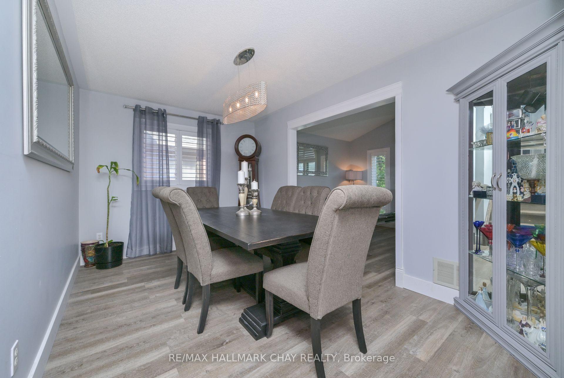 Photo 10 of 8 Gray Avenue, New Tecumseth, Alliston — HOMEH
