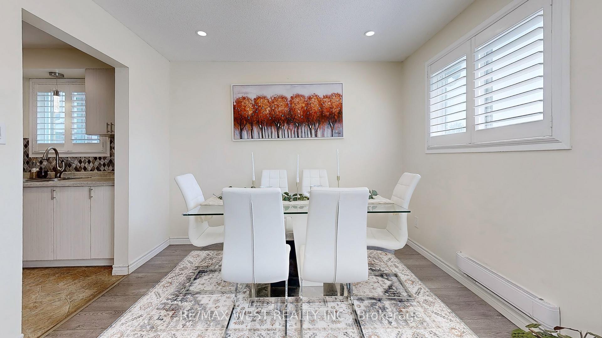 Photo 10 of 325 Killarney Court, Oshawa, Lakeview — HOMEH