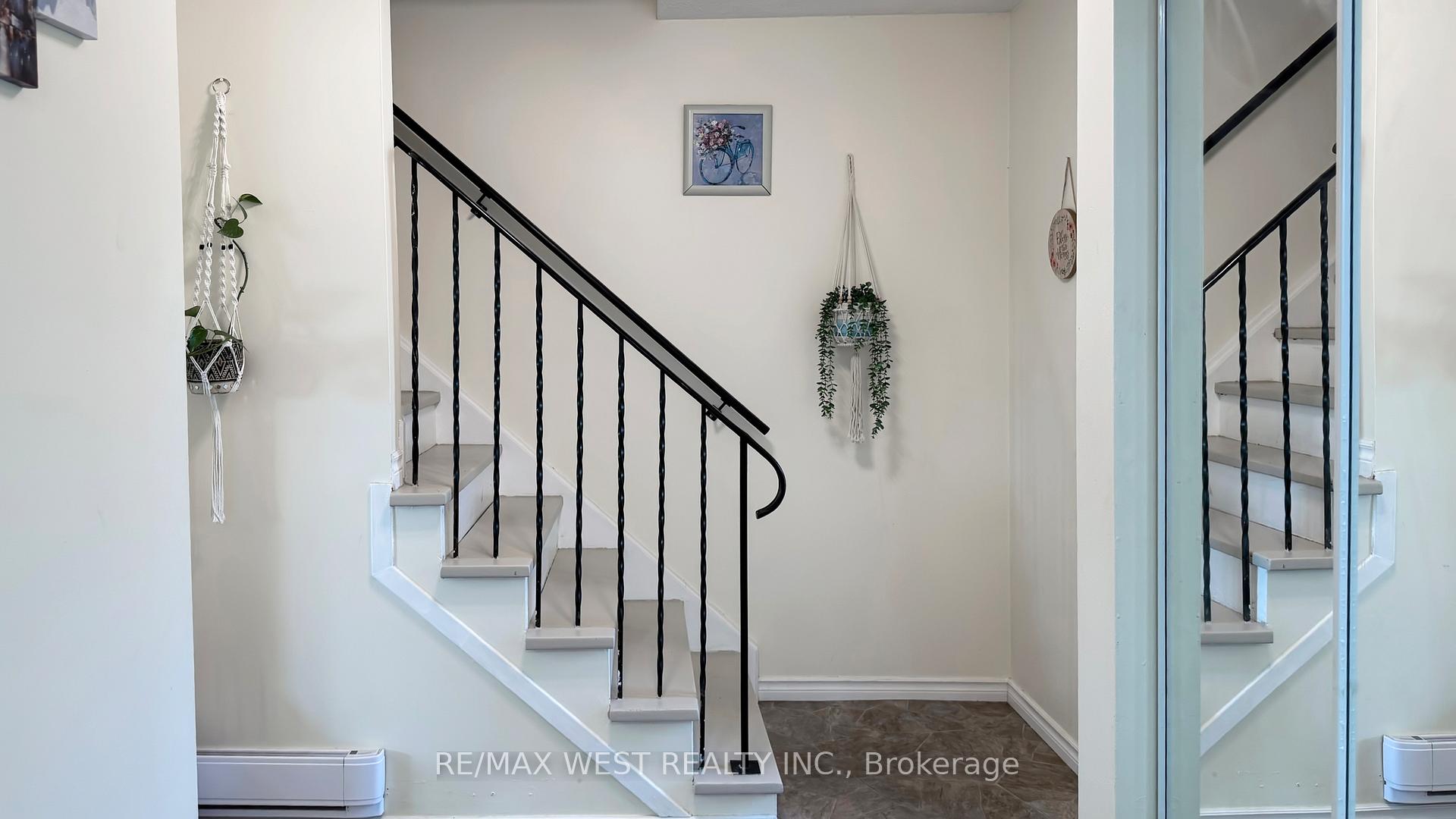 Photo 20 of 325 Killarney Court, Oshawa, Lakeview — HOMEH