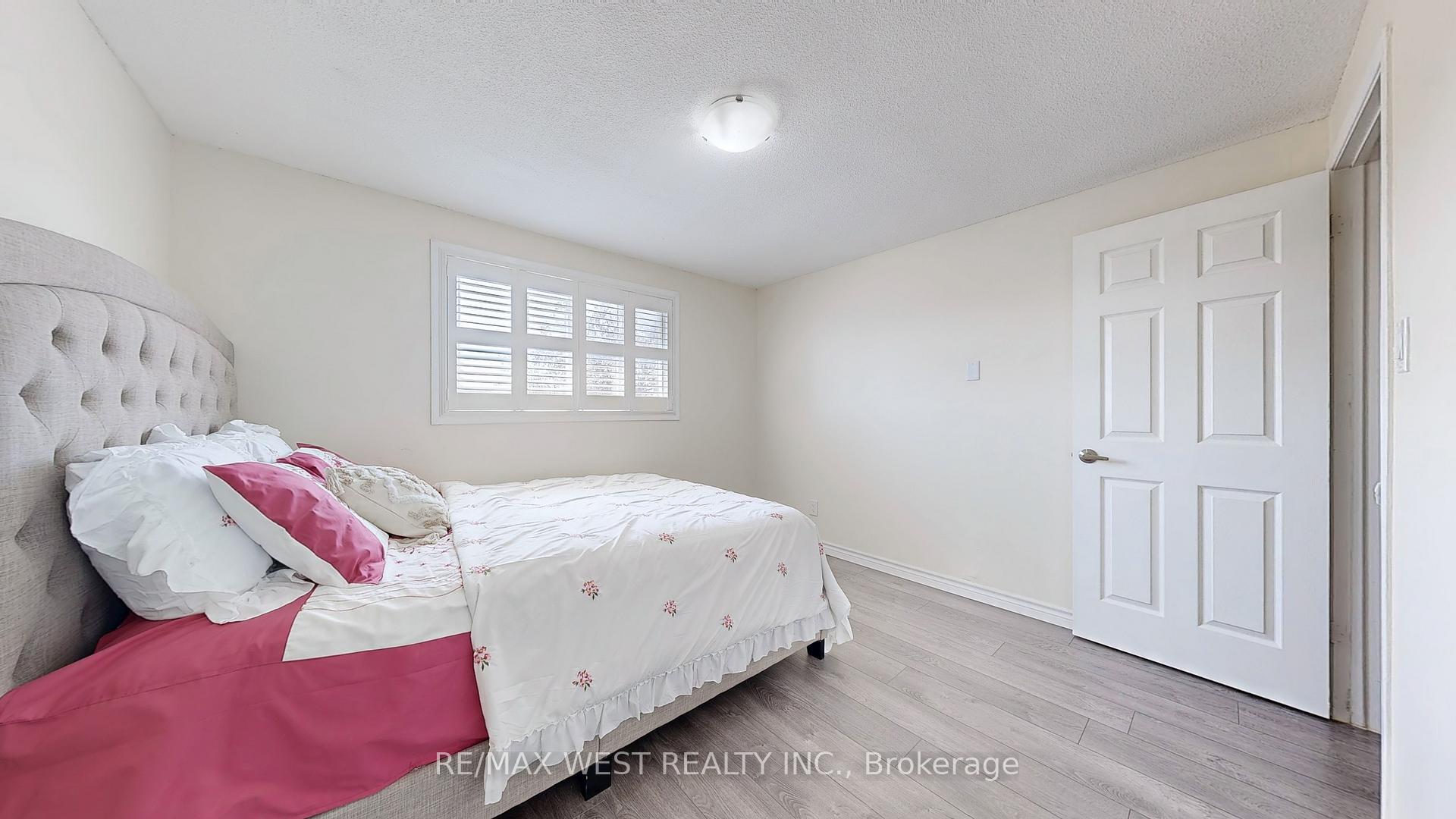 Photo 30 of 325 Killarney Court, Oshawa, Lakeview — HOMEH