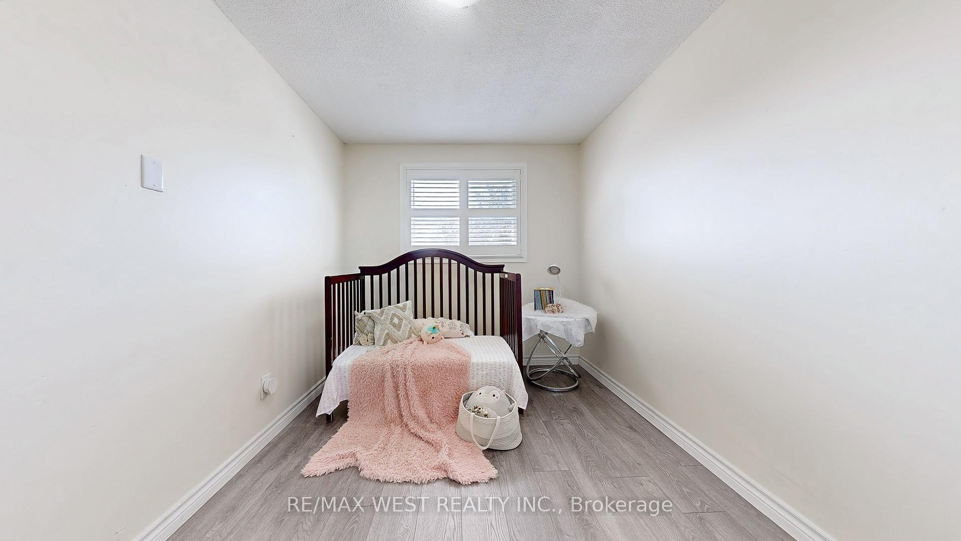 Photo 32 of 325 Killarney Court, Oshawa, Lakeview — HOMEH