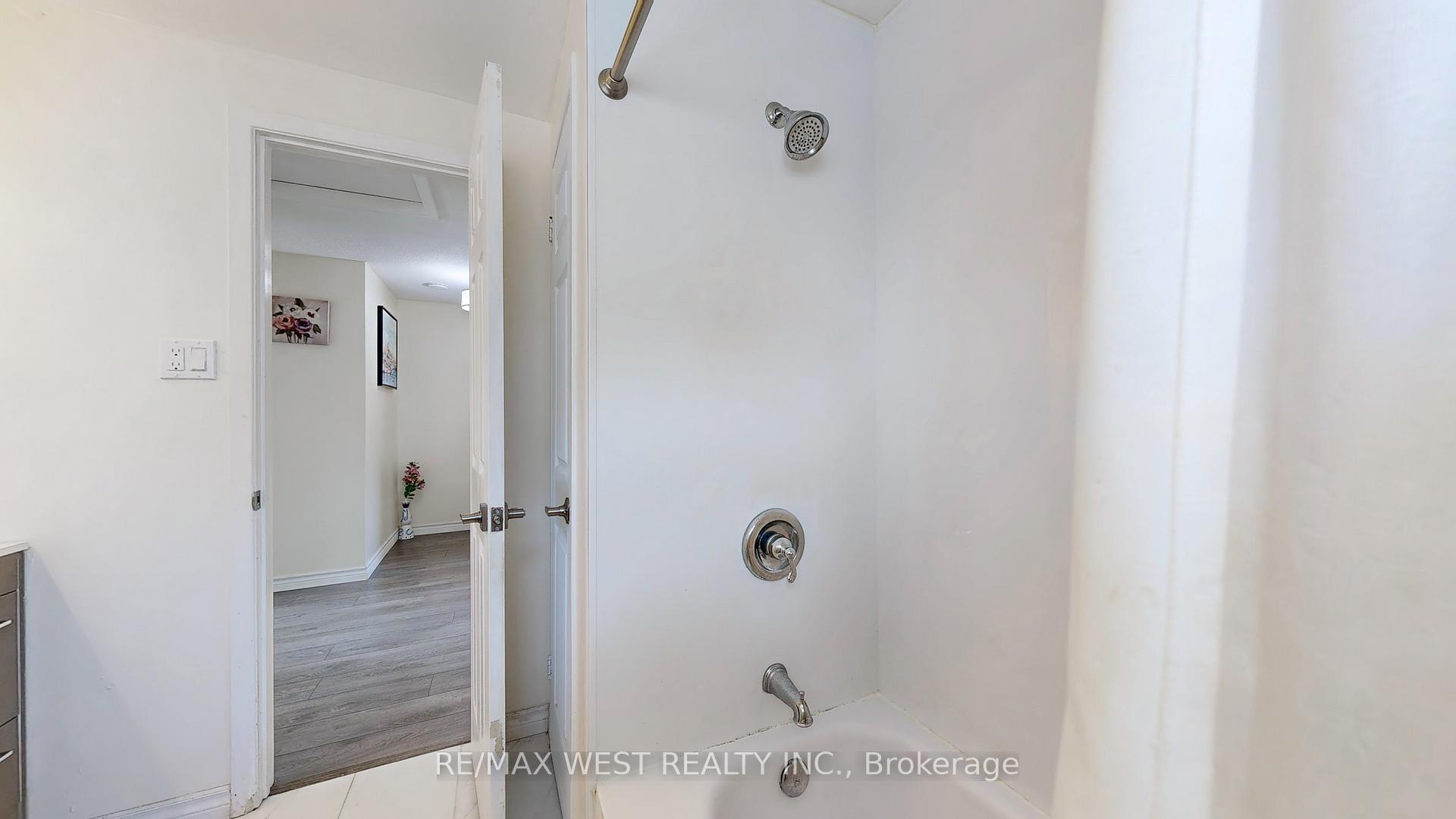 Photo 36 of 325 Killarney Court, Oshawa, Lakeview — HOMEH