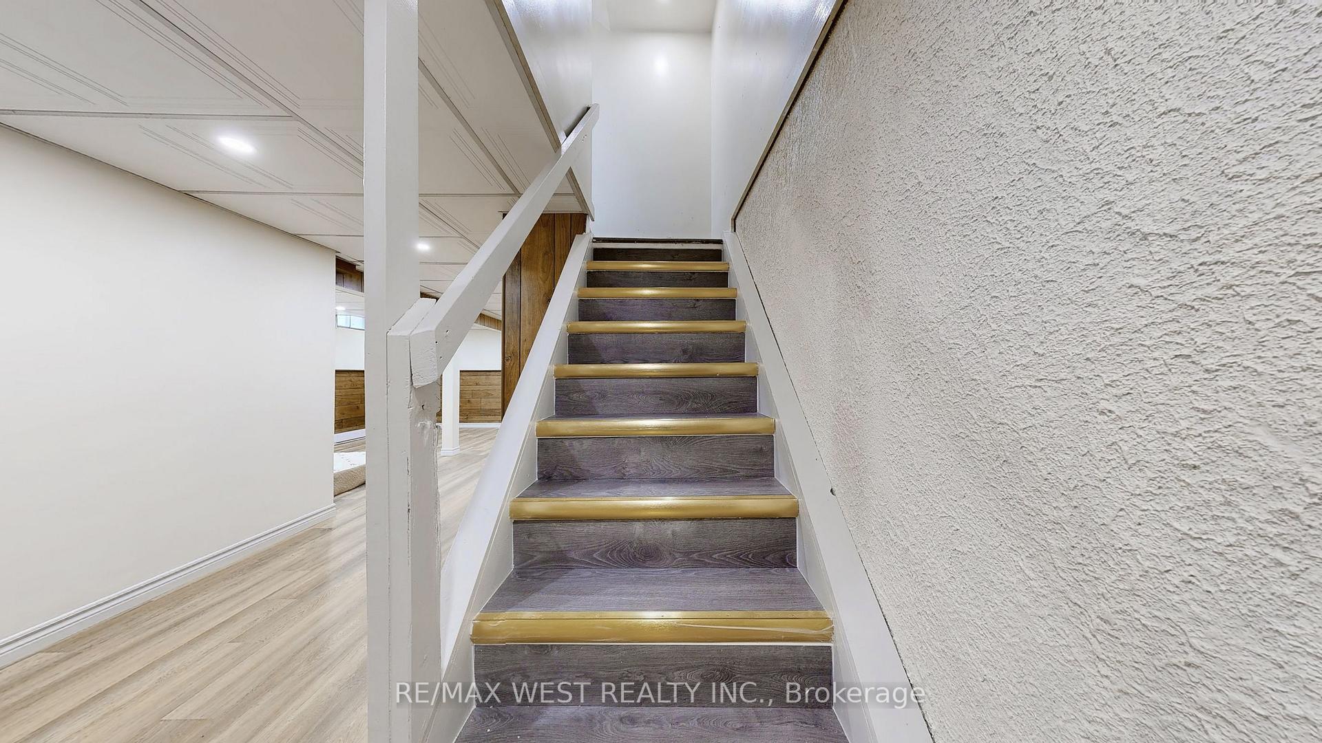 Photo 37 of 325 Killarney Court, Oshawa, Lakeview — HOMEH