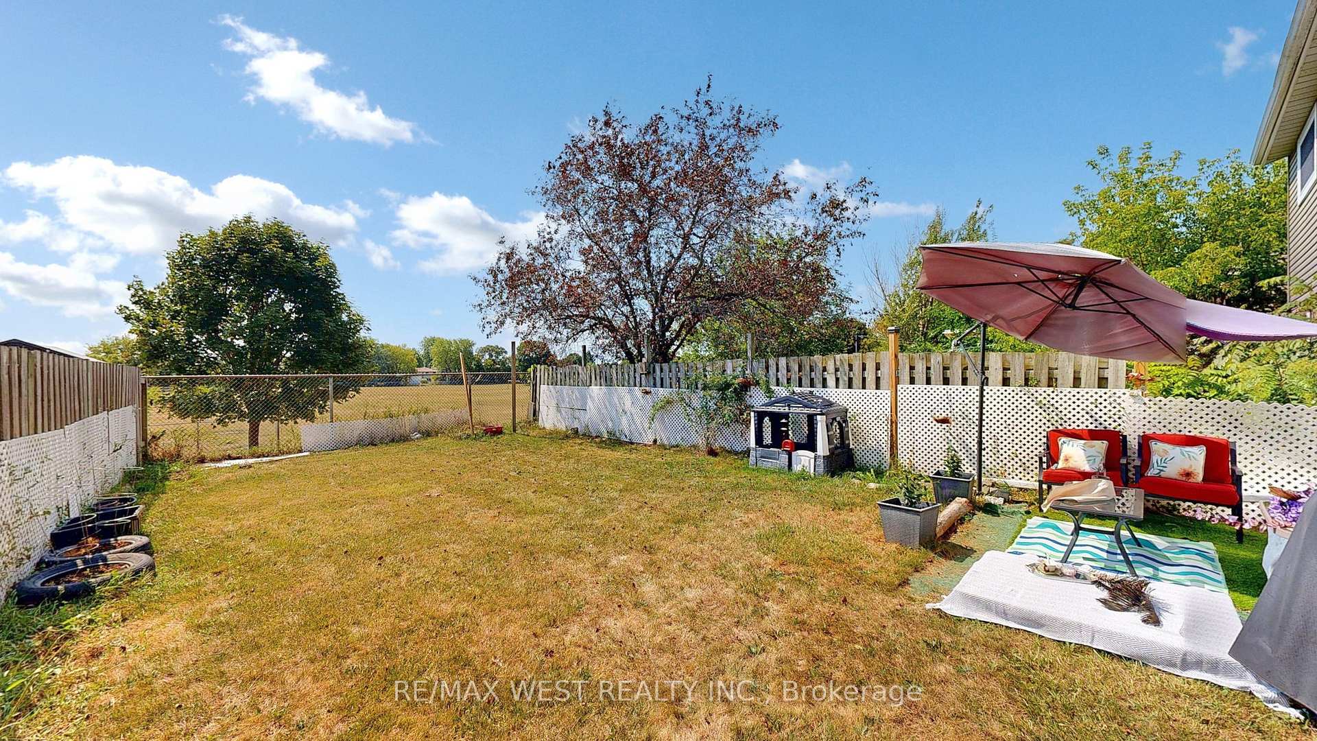 Photo 49 of 325 Killarney Court, Oshawa, Lakeview — HOMEH