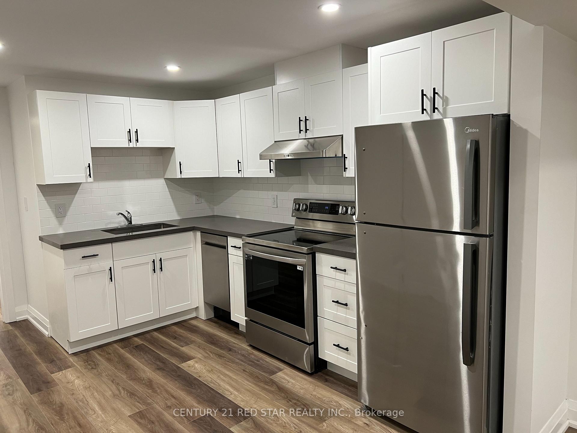 Photo 5 of Unit Basement, 1025 Holdsworth Crescent, Milton, Coates — HOMEH