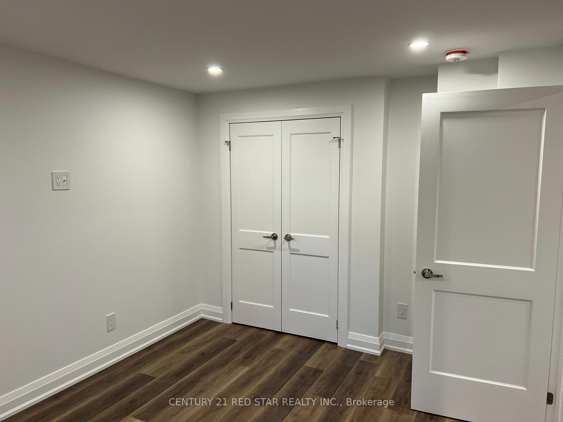 Photo 20 of Unit Basement, 1025 Holdsworth Crescent, Milton, Coates — HOMEH