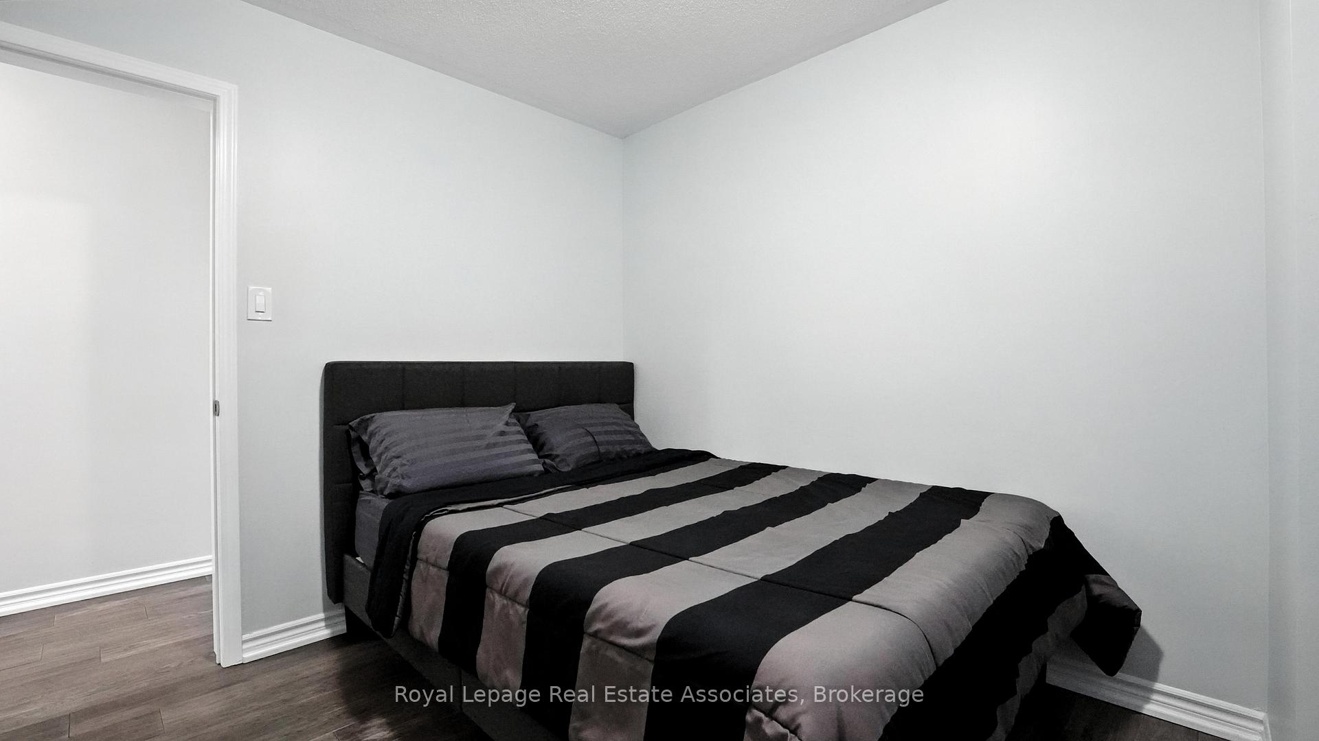 Photo 21 of 264 Casson Point, Milton, Ford — HOMEH