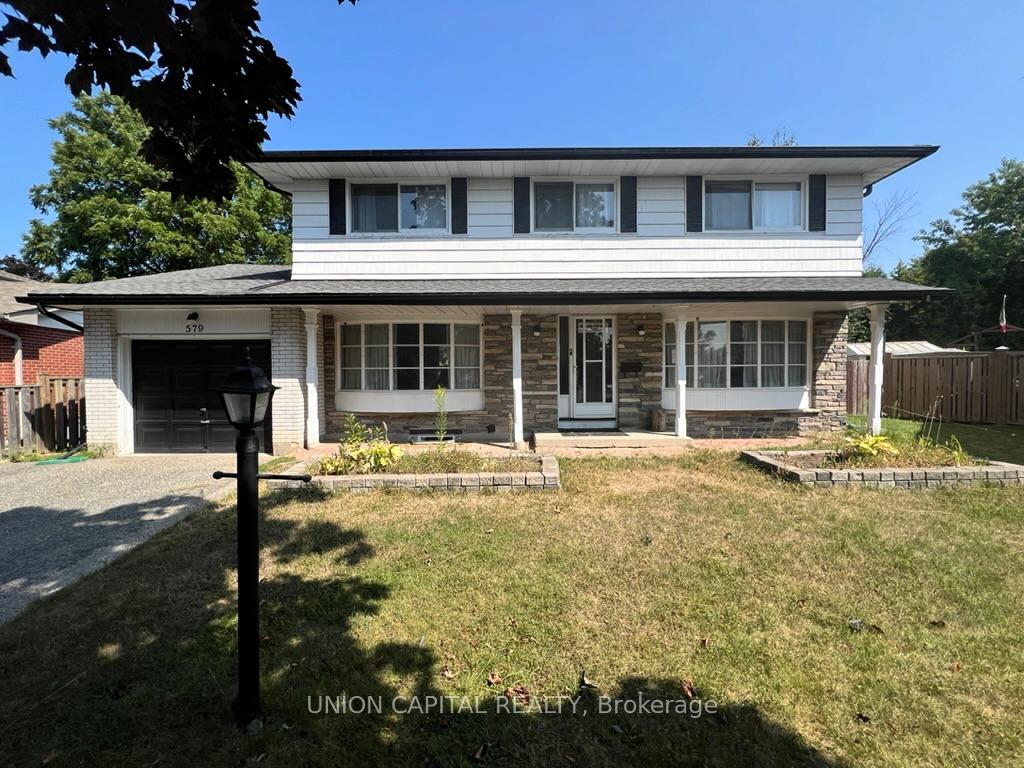 Front of 579 Braemor Court