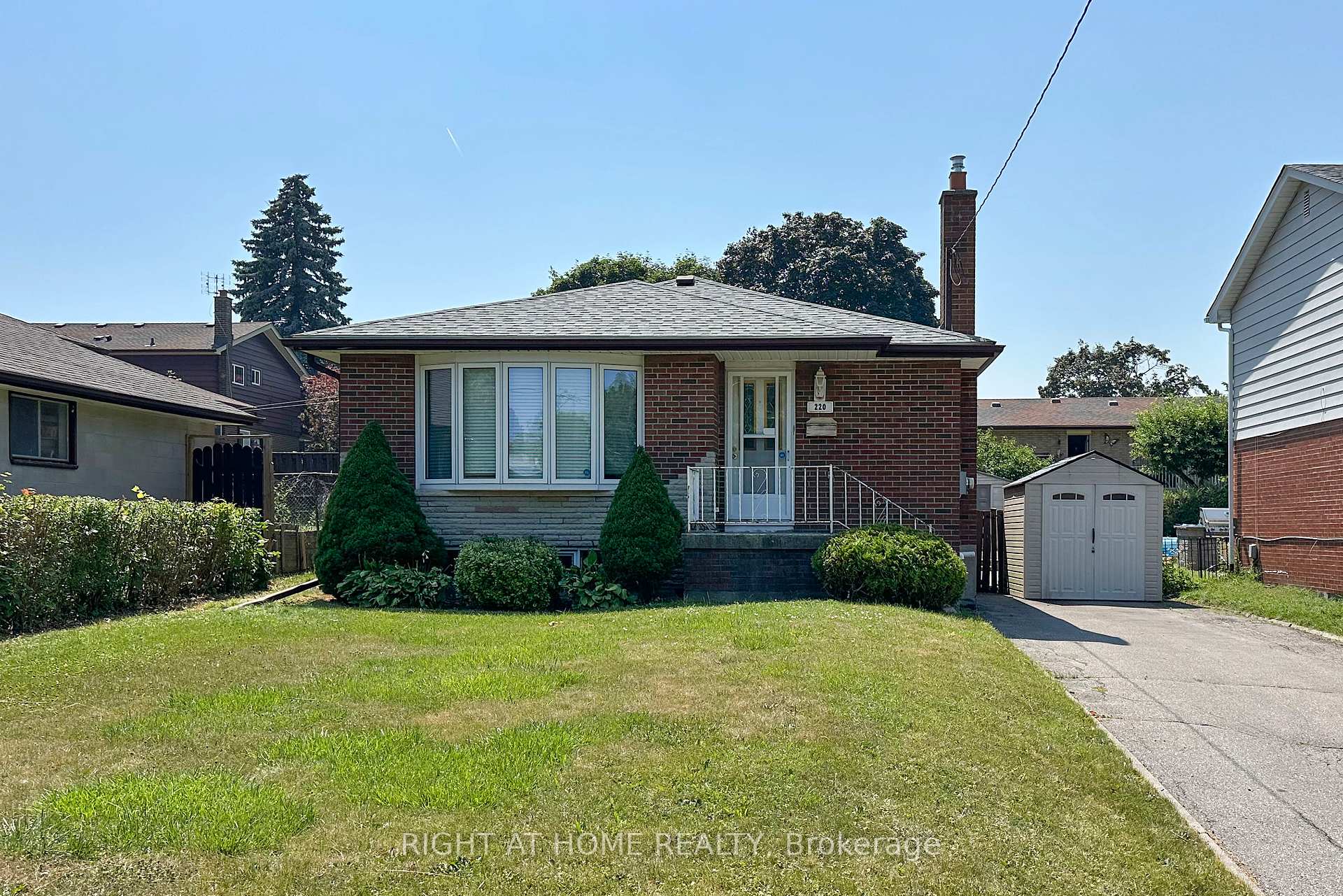 Photo 1 of 220 Linden Court, Oshawa, Donevan — HOMEH