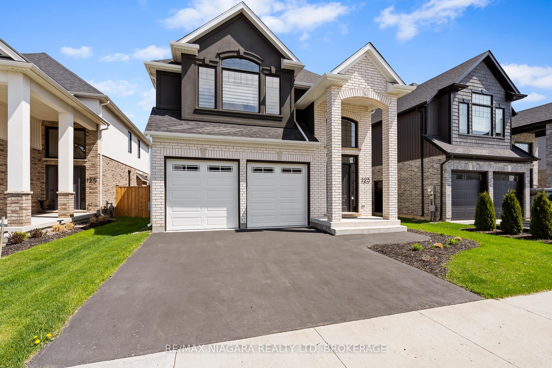 Photo 2 of 123 Susan Drive, Pelham, Fonthill — HOMEH