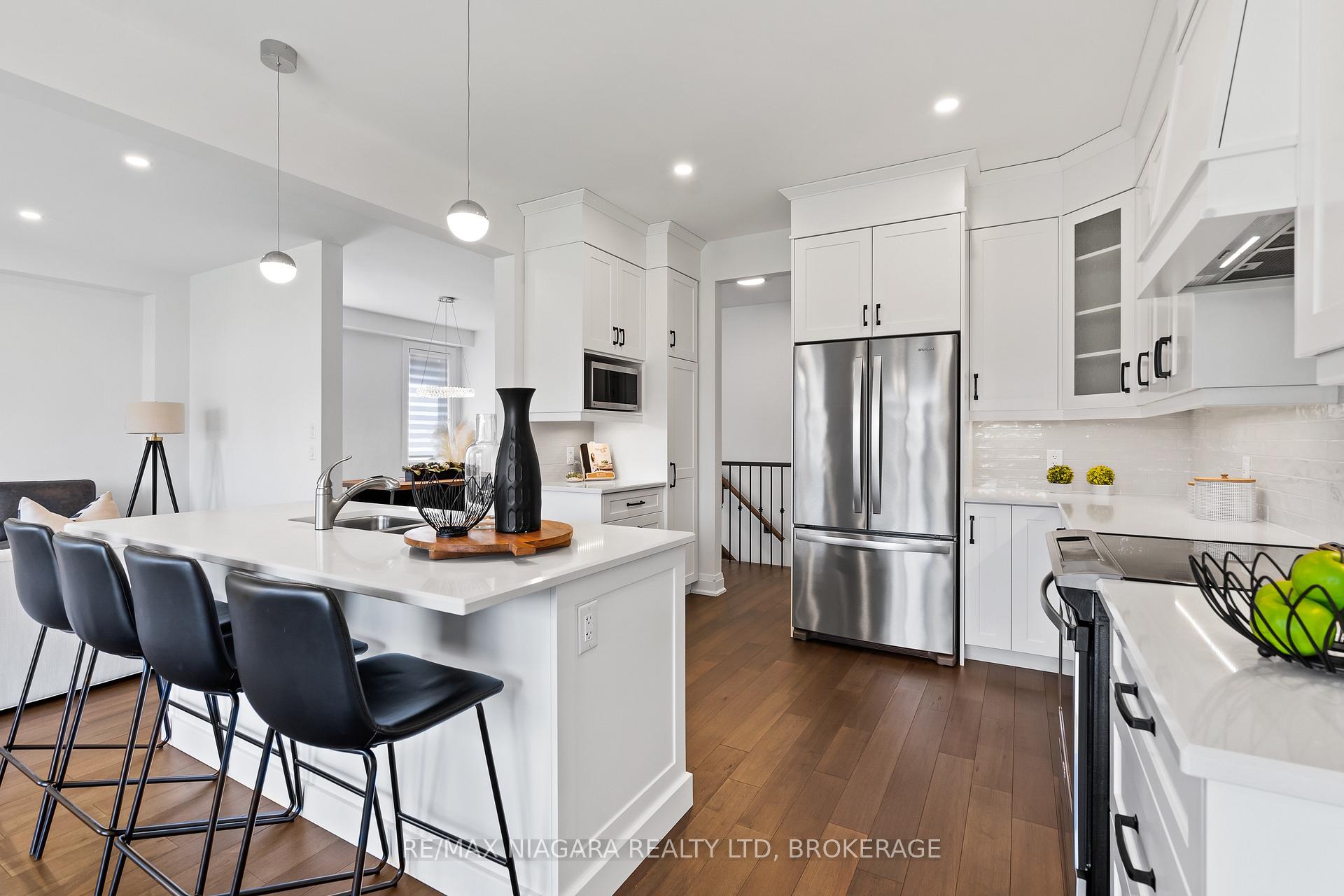 Photo 14 of 123 Susan Drive, Pelham, Fonthill — HOMEH