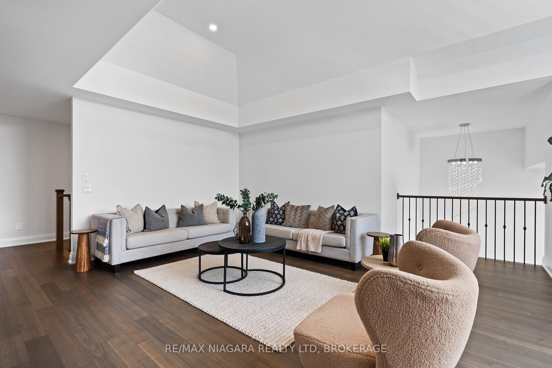 Photo 18 of 123 Susan Drive, Pelham, Fonthill — HOMEH