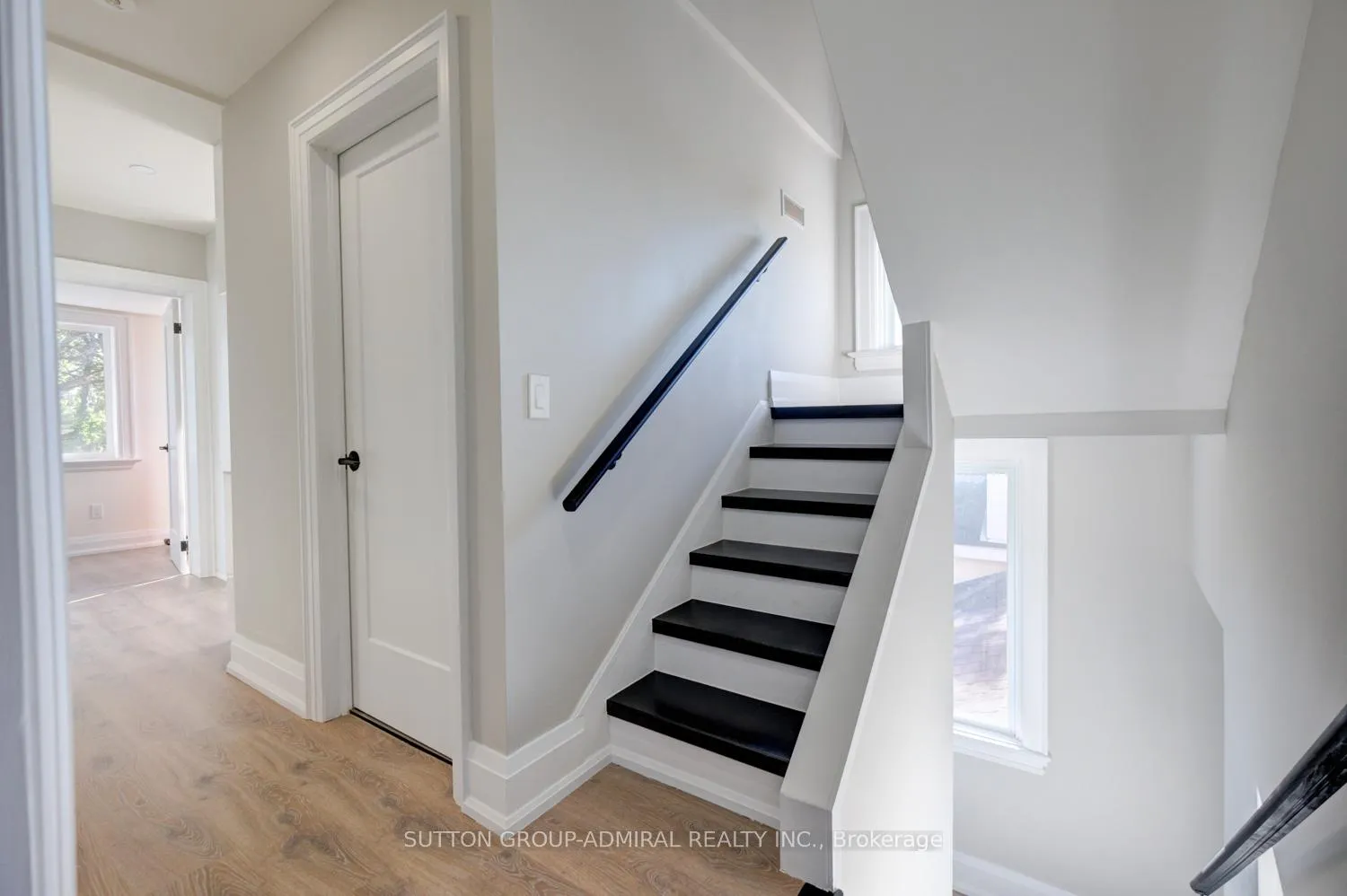Photo 30 of 48 Obrien Street, Orillia — HOMEH