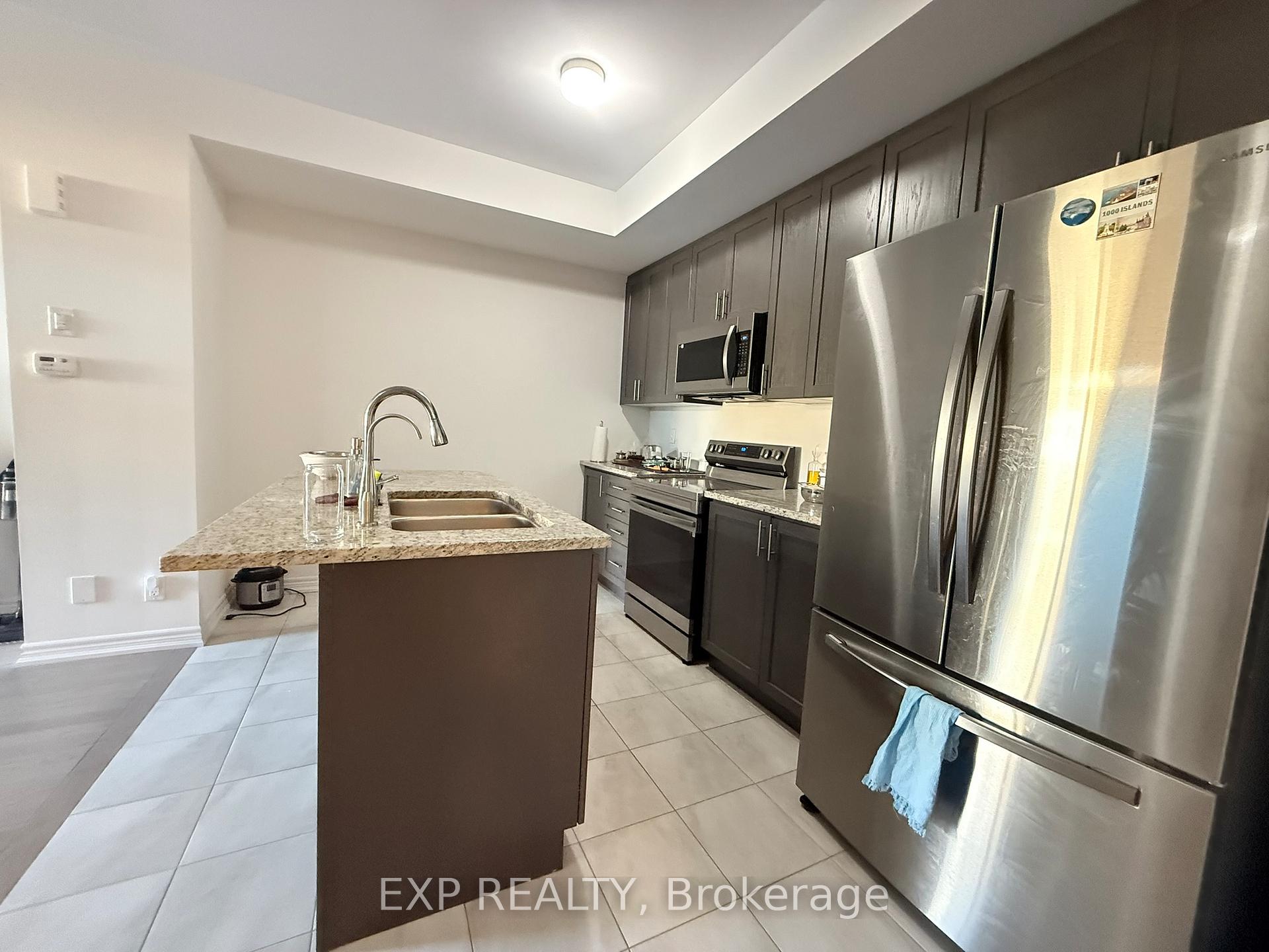 Photo 11 of 1071 Lockie Drive, Oshawa, Kedron — HOMEH