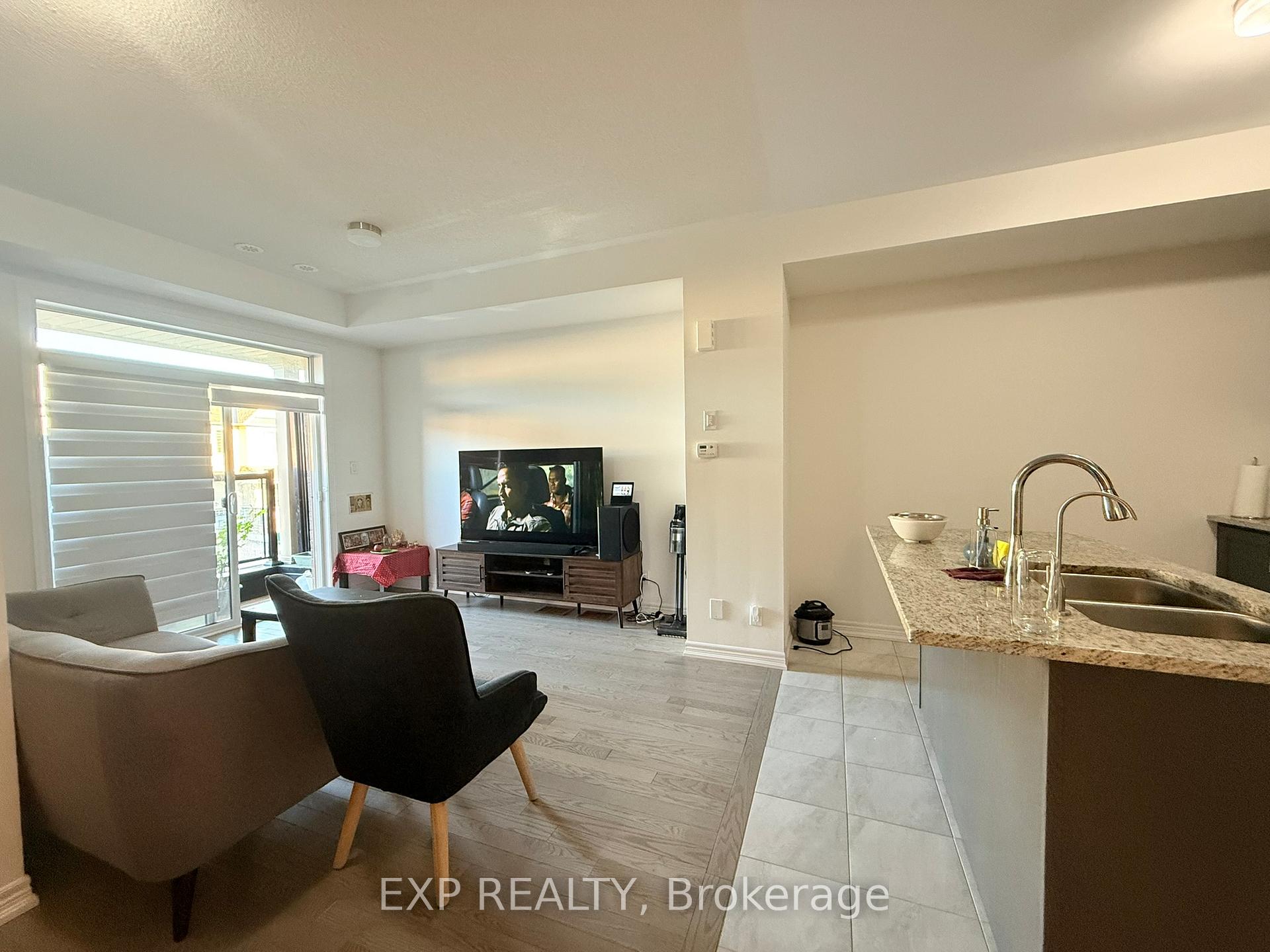 Photo 12 of 1071 Lockie Drive, Oshawa, Kedron — HOMEH