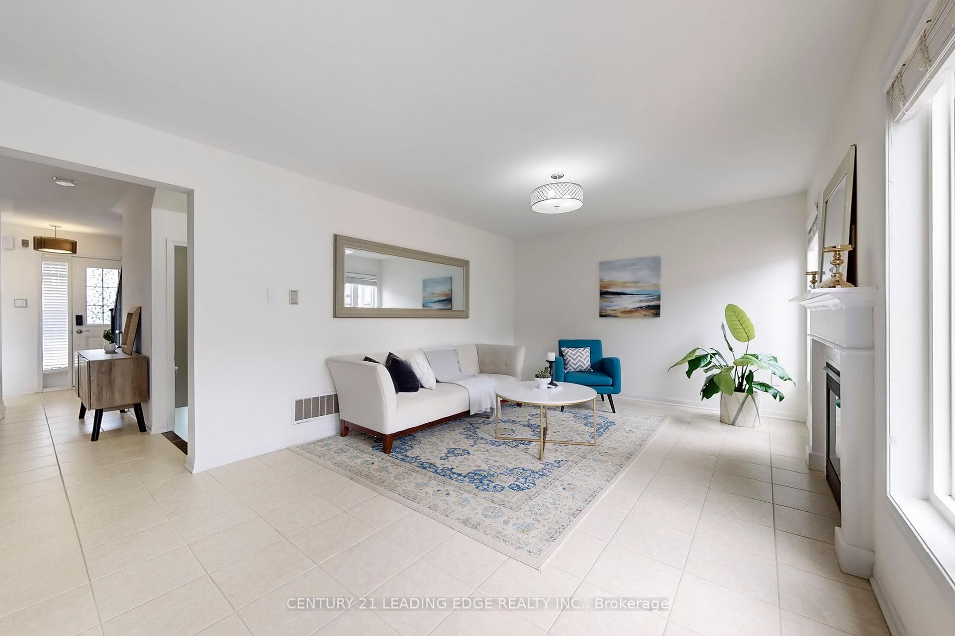 Photo 10 of 354 Schreyer Crescent, Milton, Harrison — HOMEH