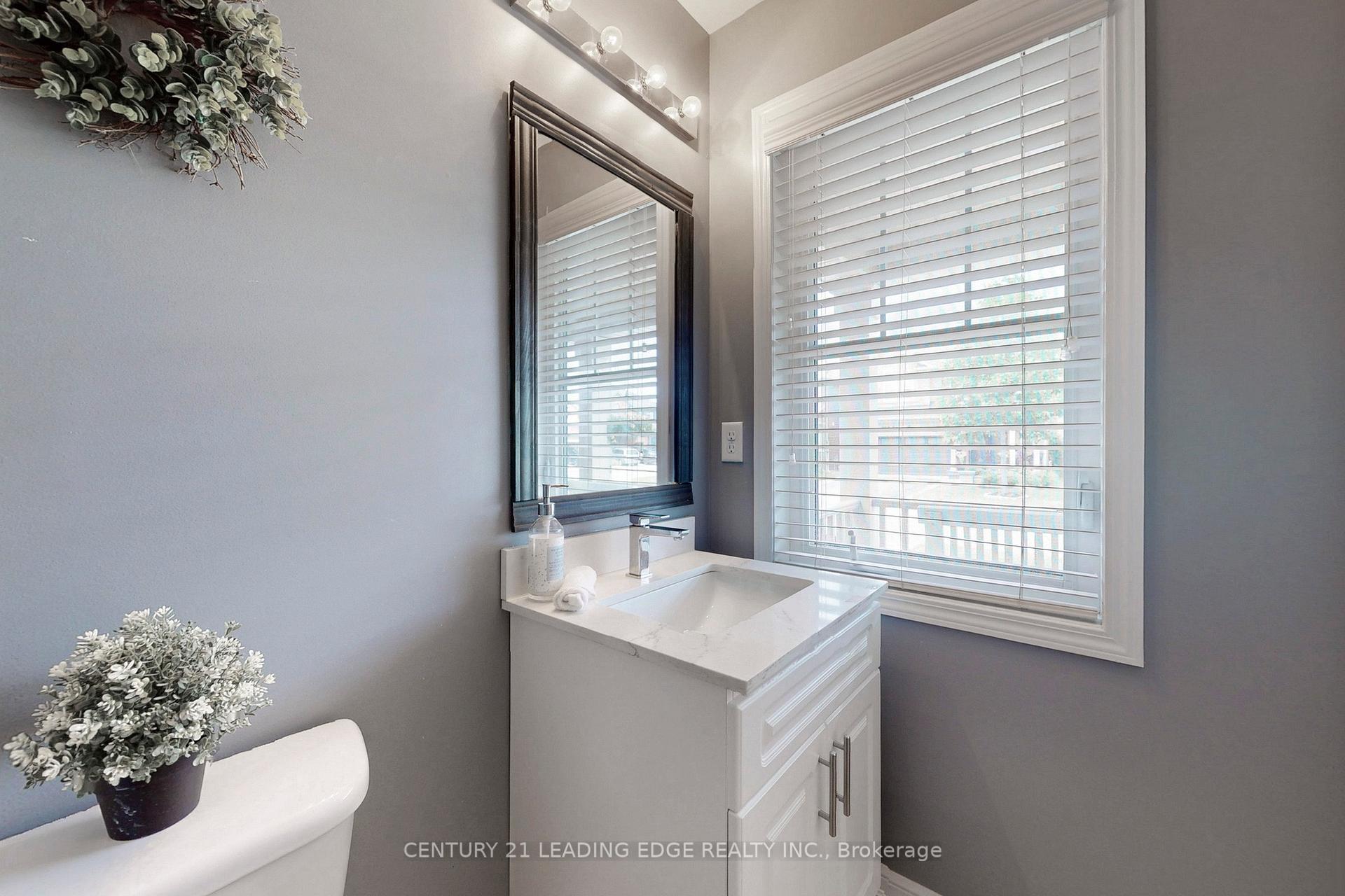 Photo 22 of 354 Schreyer Crescent, Milton, Harrison — HOMEH
