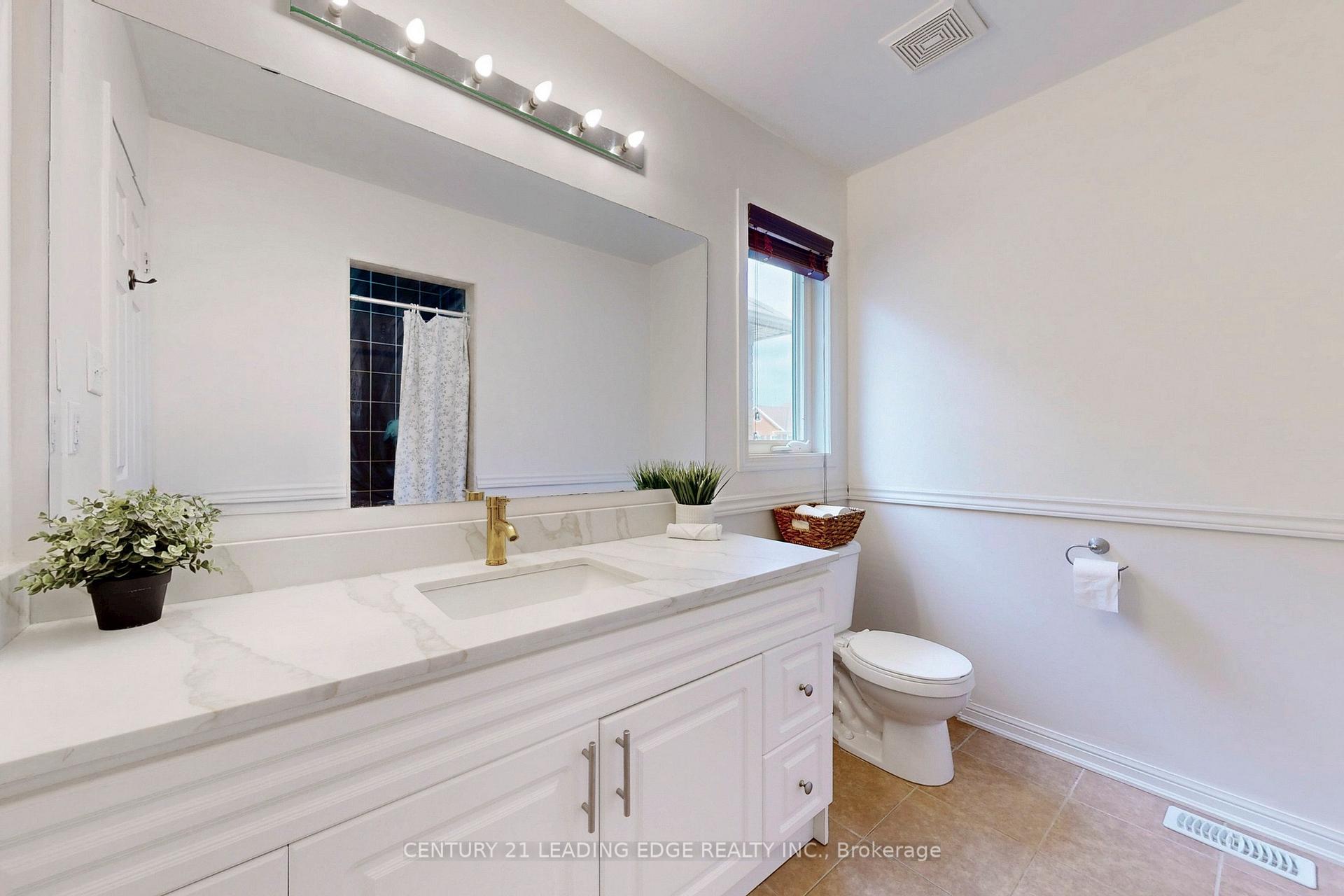 Photo 29 of 354 Schreyer Crescent, Milton, Harrison — HOMEH