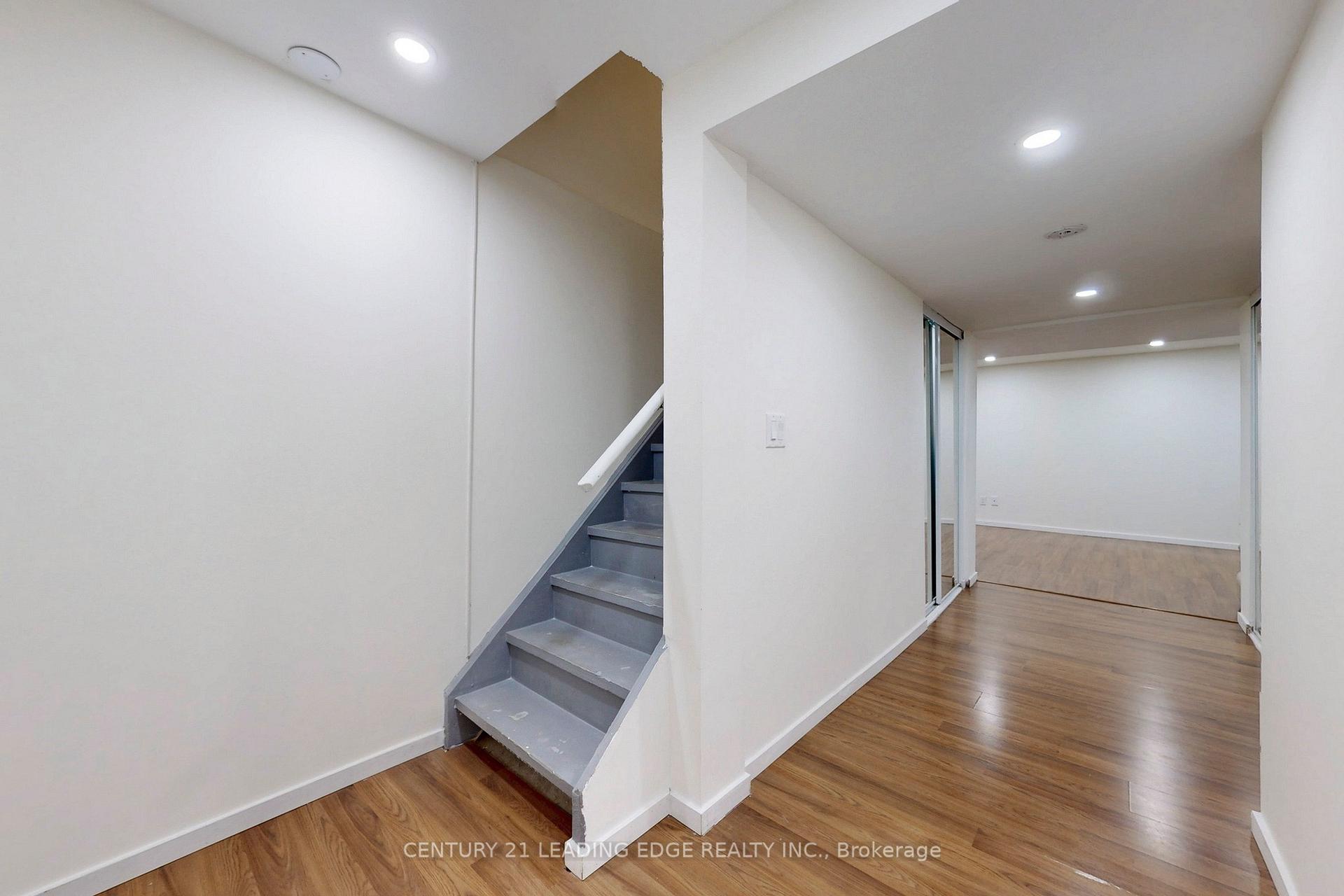 Photo 36 of 354 Schreyer Crescent, Milton, Harrison — HOMEH